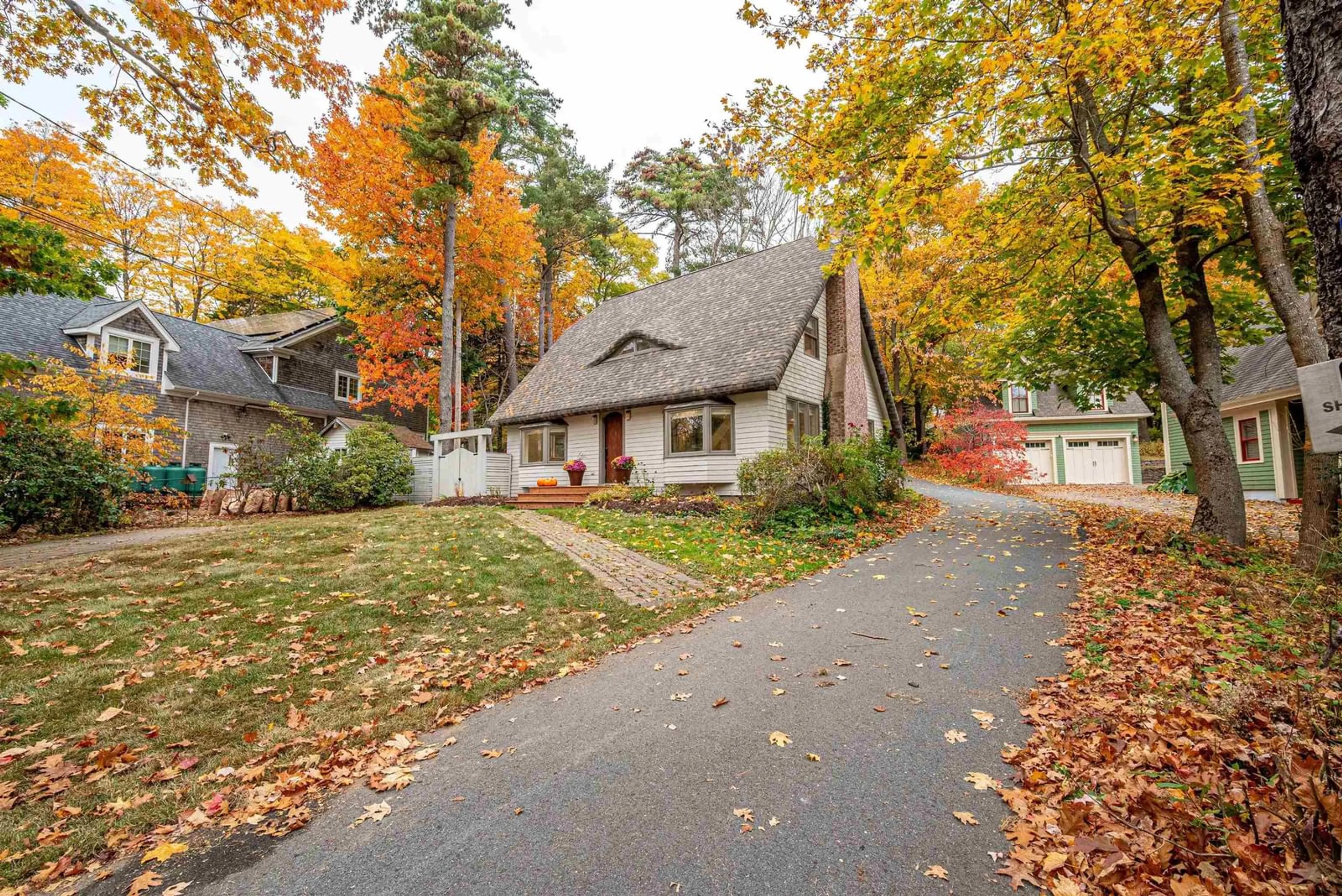 Unknown for 680 Shore Dr, Bedford Nova Scotia B4A 2E1