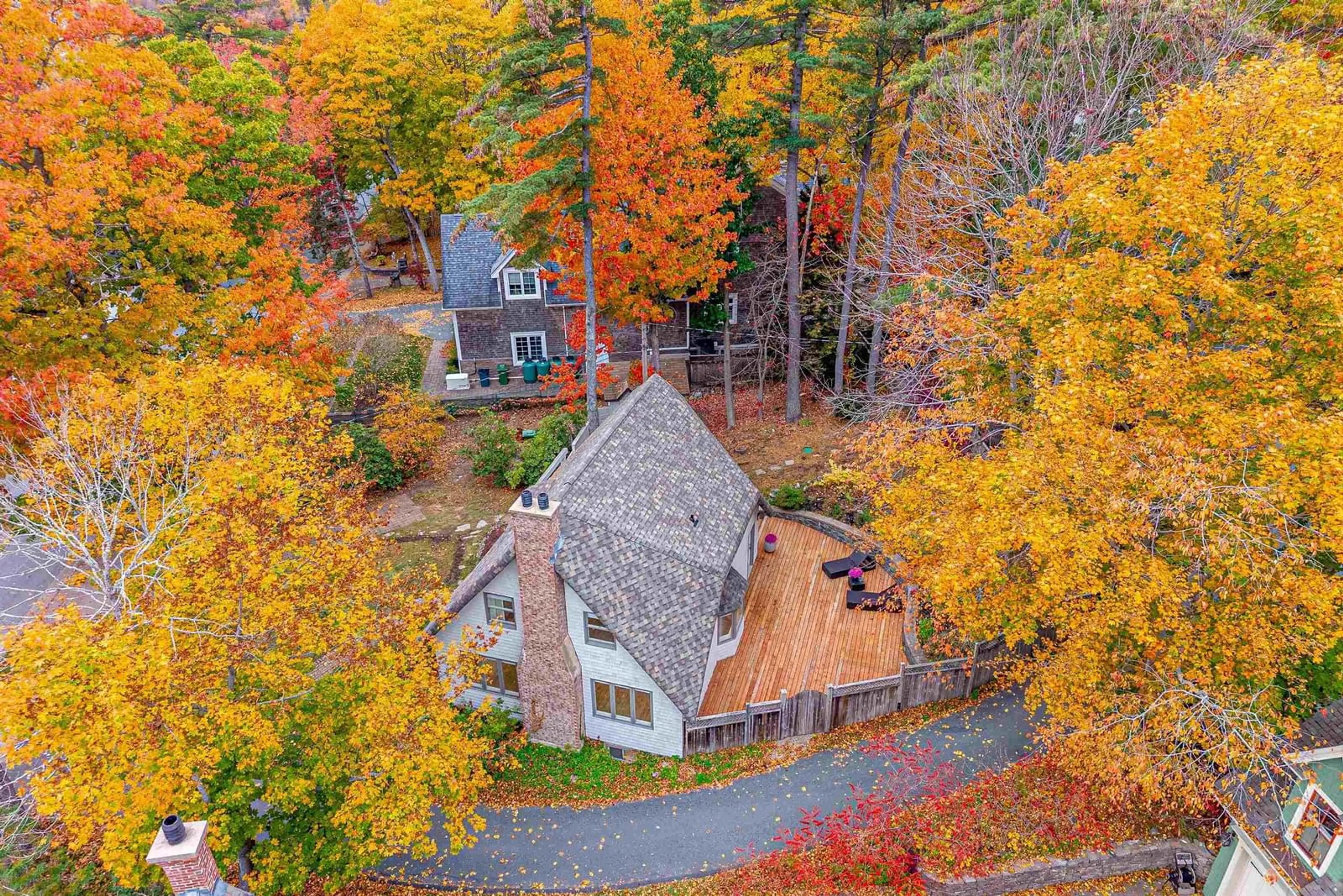 A pic from outside/outdoor area/front of a property/back of a property/a pic from drone, street for 680 Shore Dr, Bedford Nova Scotia B4A 2E1