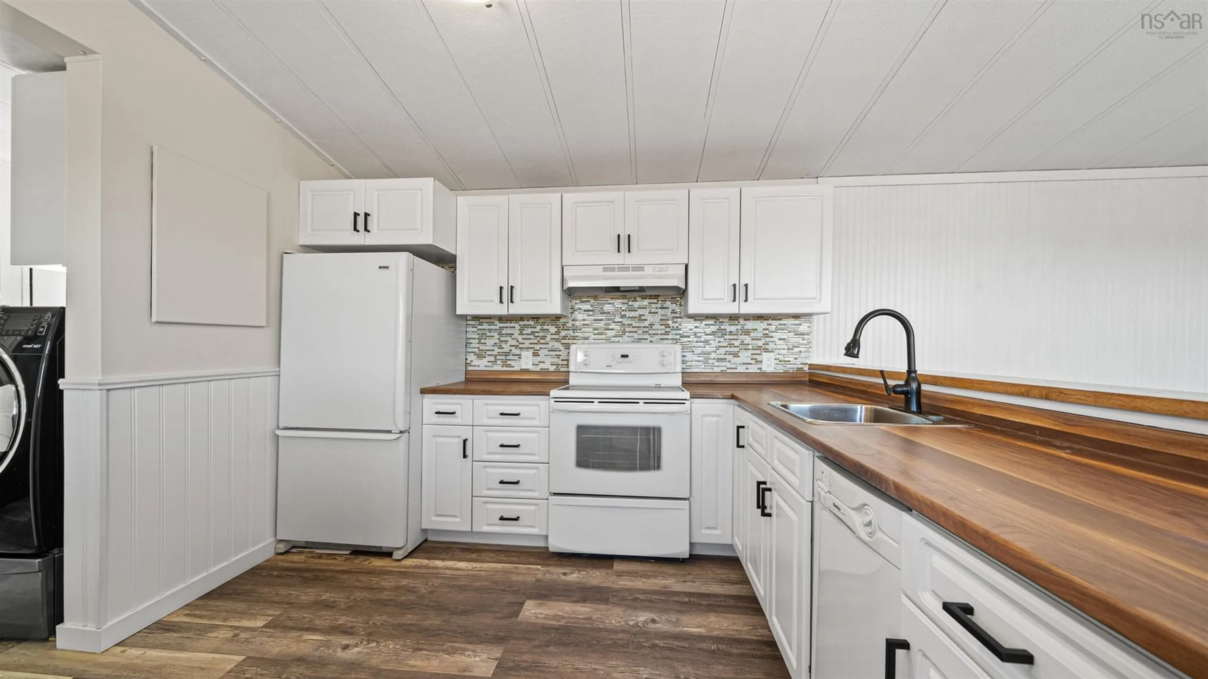 Standard kitchen, unknown for 1557 East Chezzetcook Rd, Halifax Nova Scotia B0J 1N0