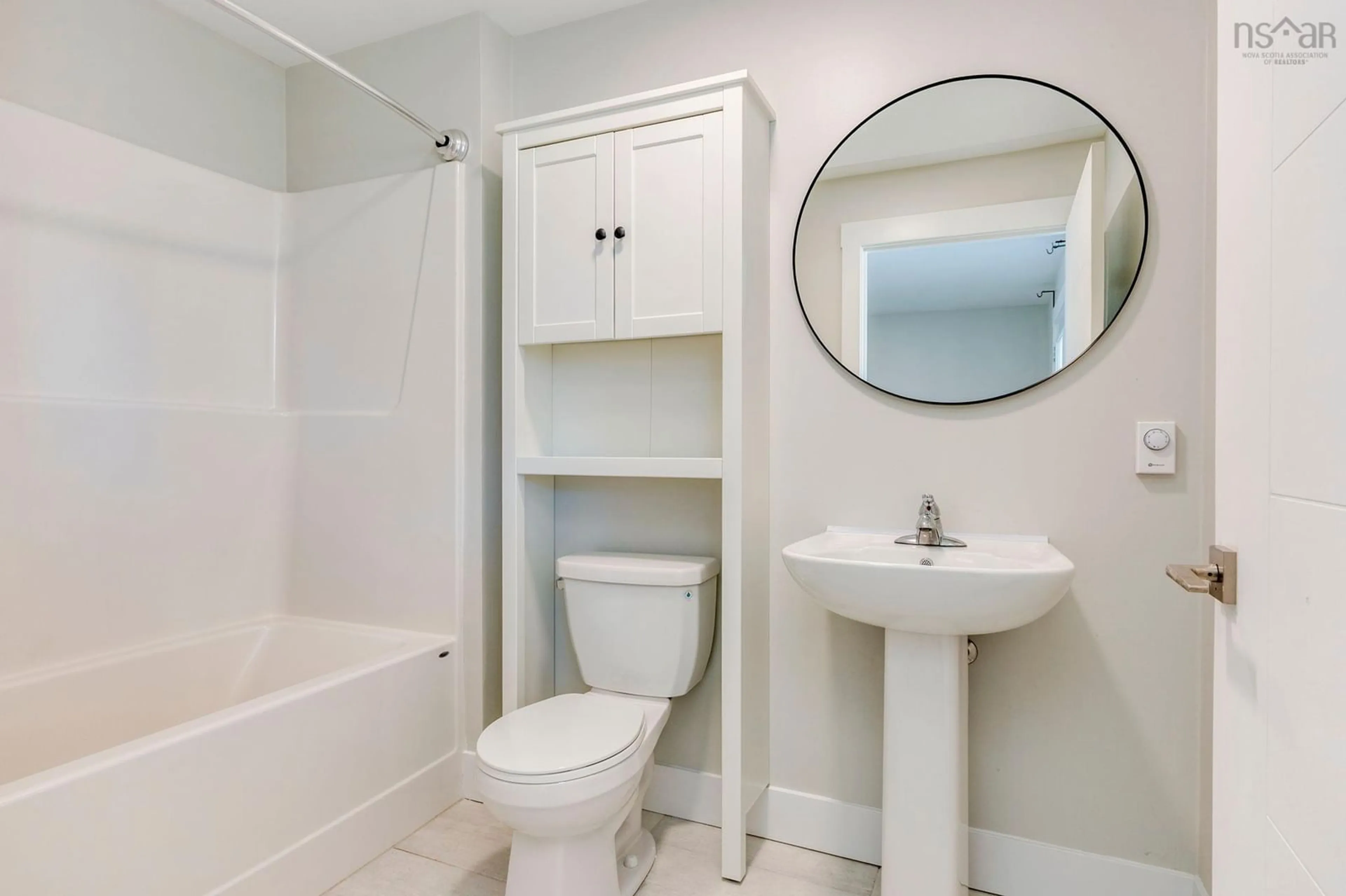 Standard bathroom, ceramic/tile floor for 34 Grosse St, Beechville Nova Scotia B3T 0M6