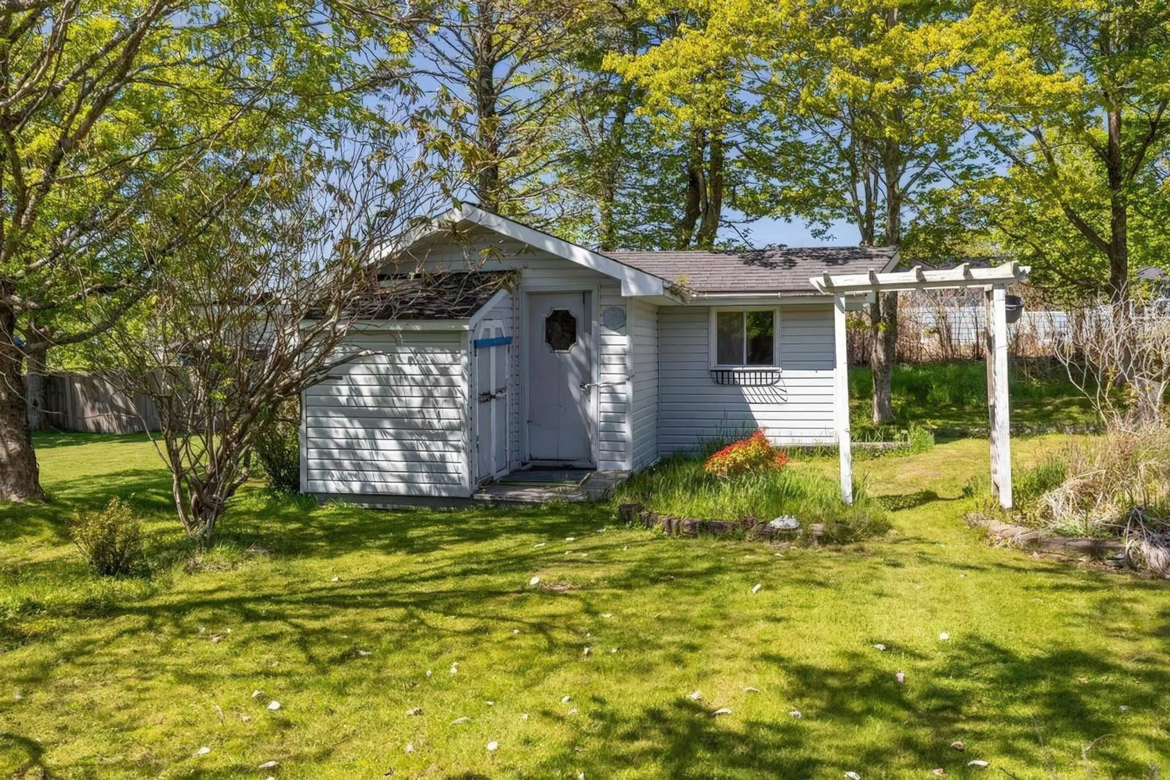 Shed for 72 Huntington St, Yarmouth Nova Scotia B5A 2S3