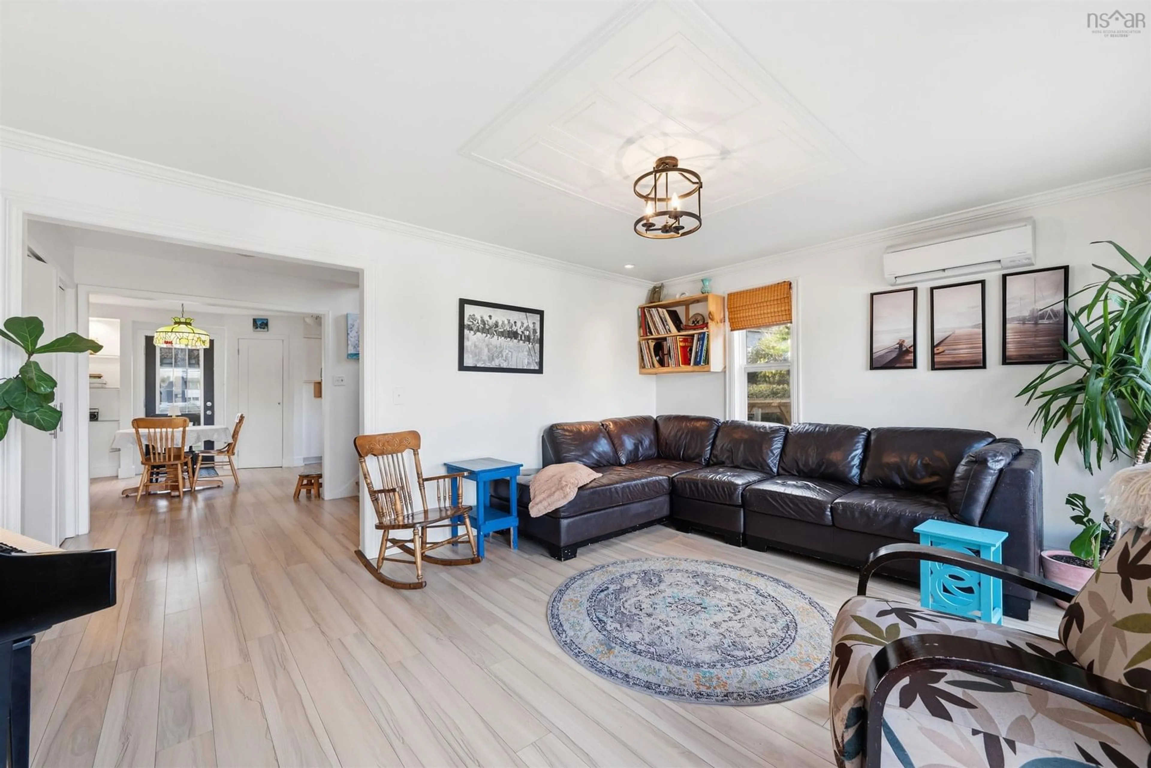 Living room with furniture, unknown for 450 Shore Dr, Bedford Nova Scotia B4A 2C6