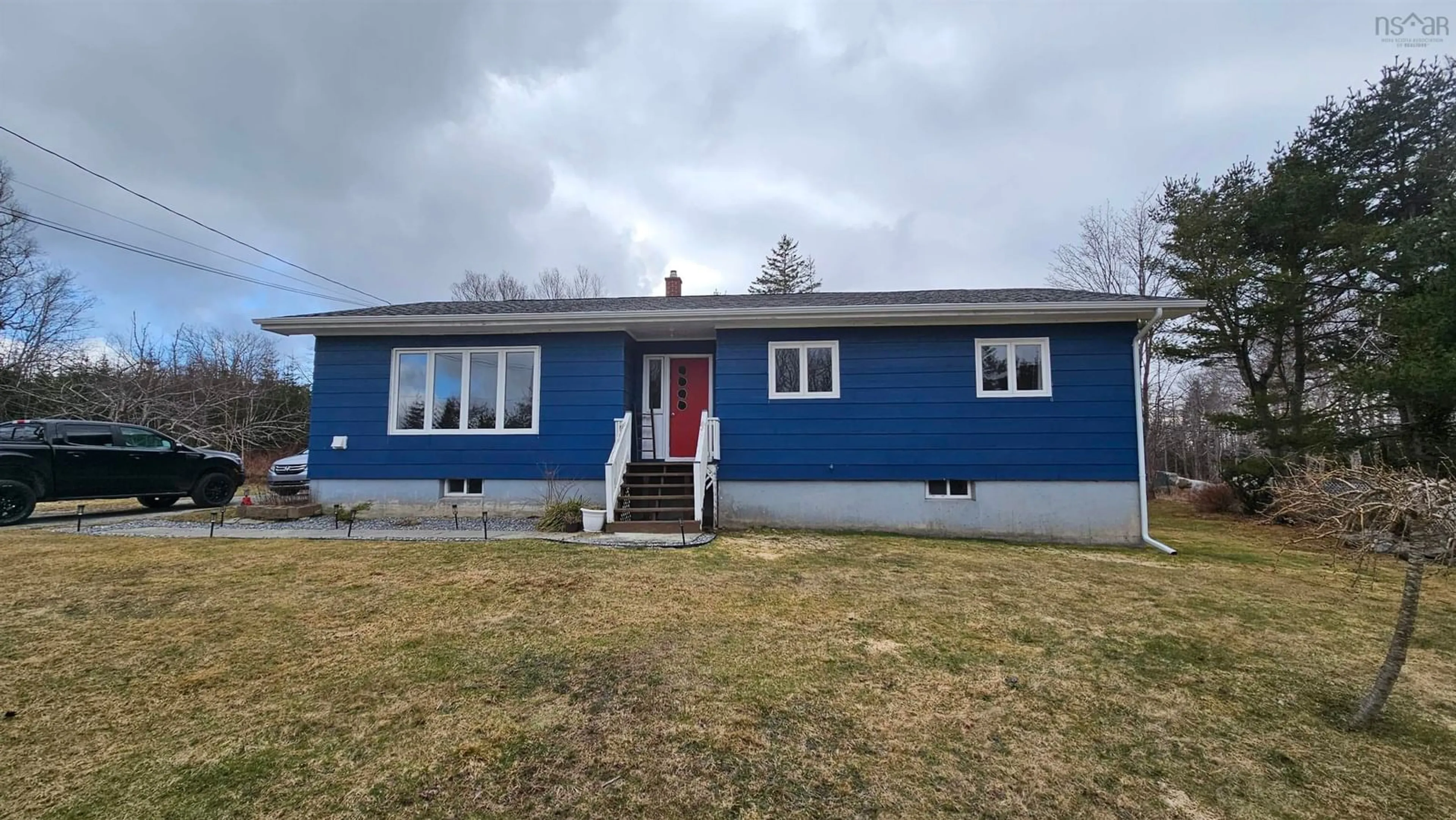 Home with vinyl exterior material, unknown for 1093 Oak Park Rd, Barrington Nova Scotia B0W 1E0