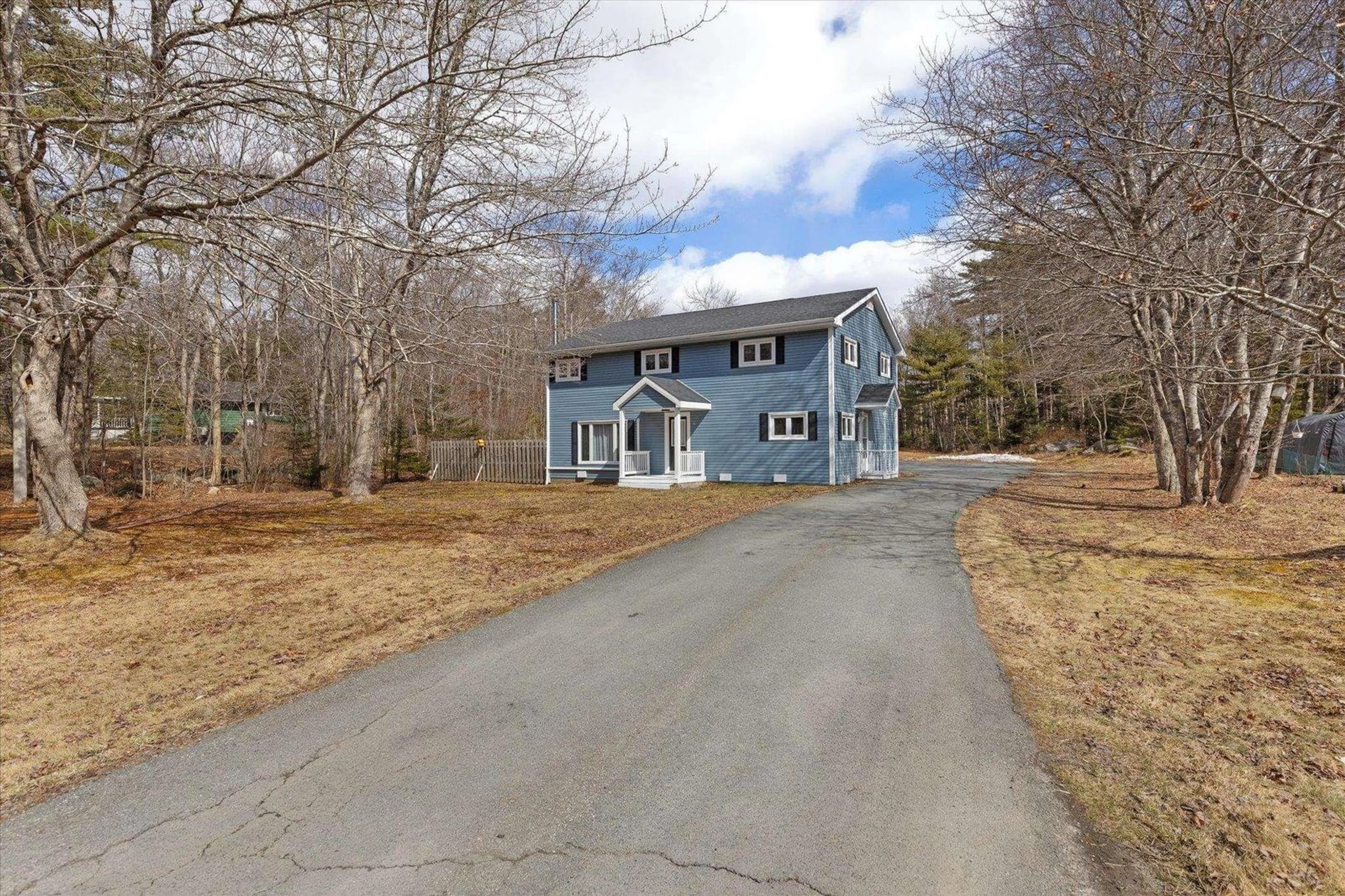 A pic from outside/outdoor area/front of a property/back of a property/a pic from drone, street for 34 Ohio Rd, Shelburne Nova Scotia B0T 1W0