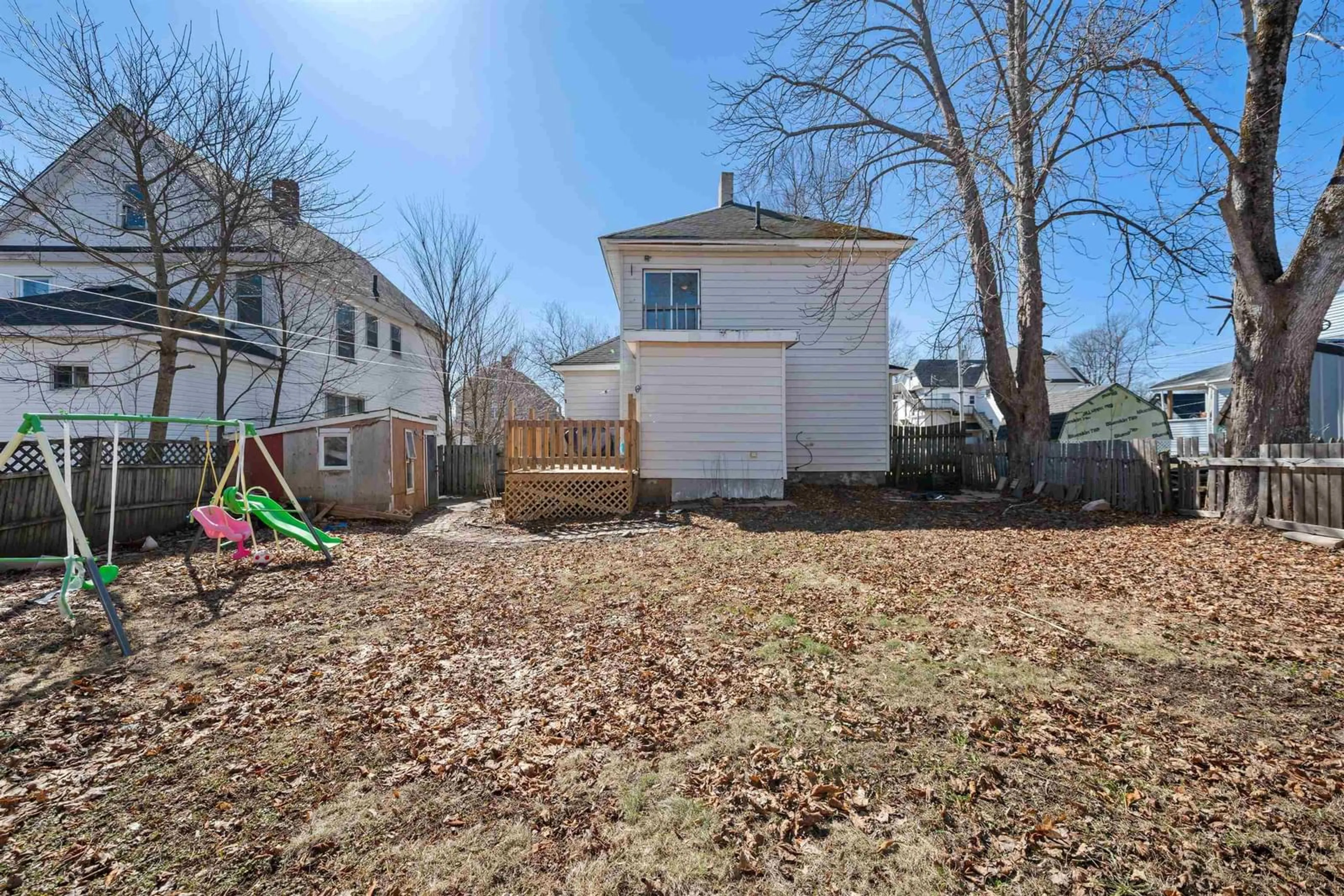 Unknown for 2 Davison St, Amherst Nova Scotia B4H 3H2