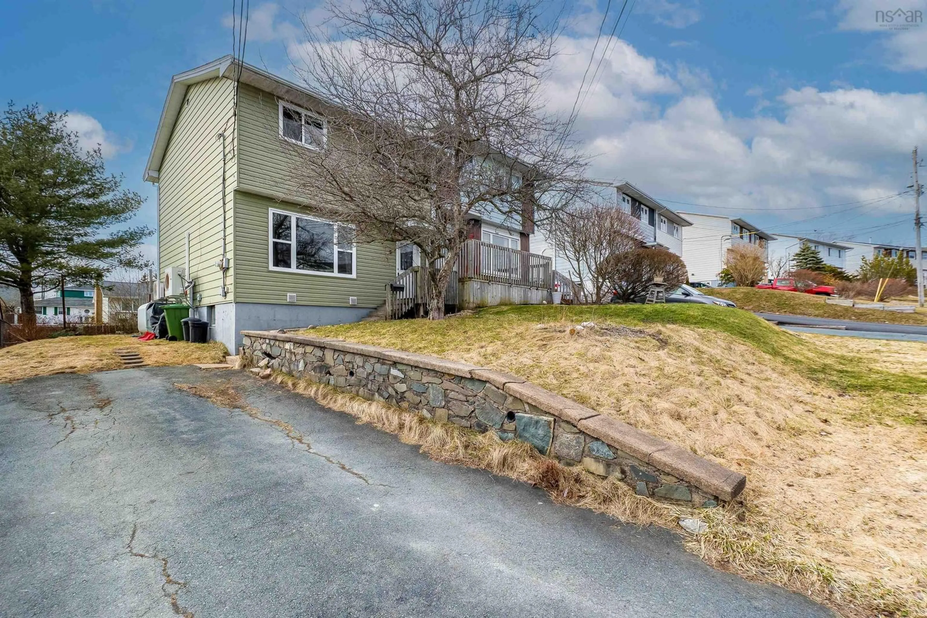 A pic from outside/outdoor area/front of a property/back of a property/a pic from drone, street for 9 Lillian Dr, Dartmouth Nova Scotia B2W 4B3