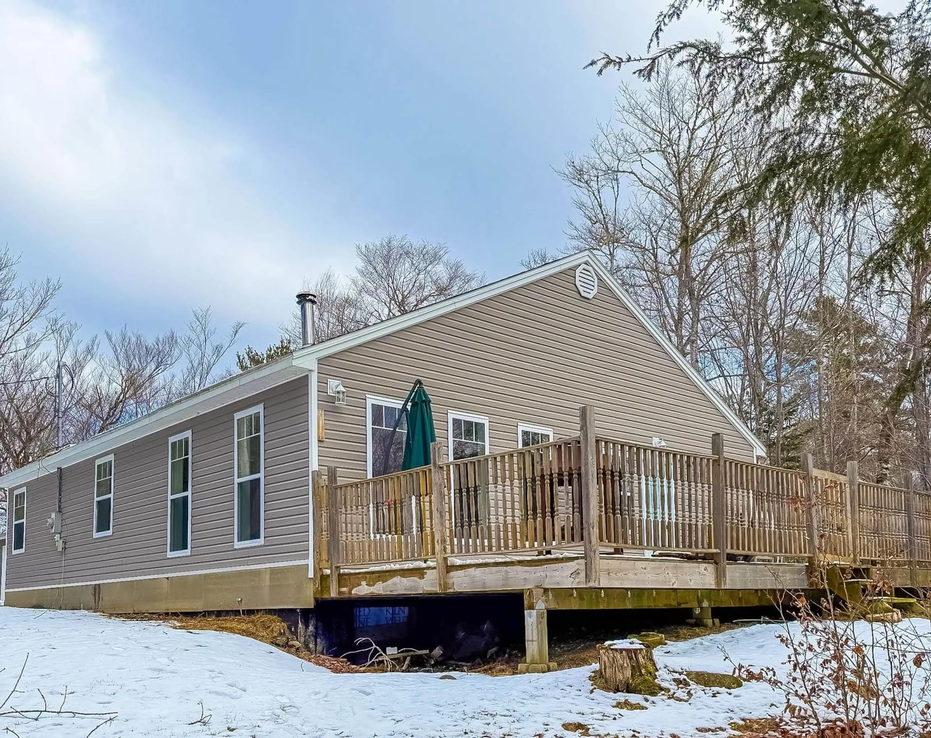 Home with vinyl exterior material, unknown for 818 Narrows Rd, Labelle Nova Scotia B4V 8V1