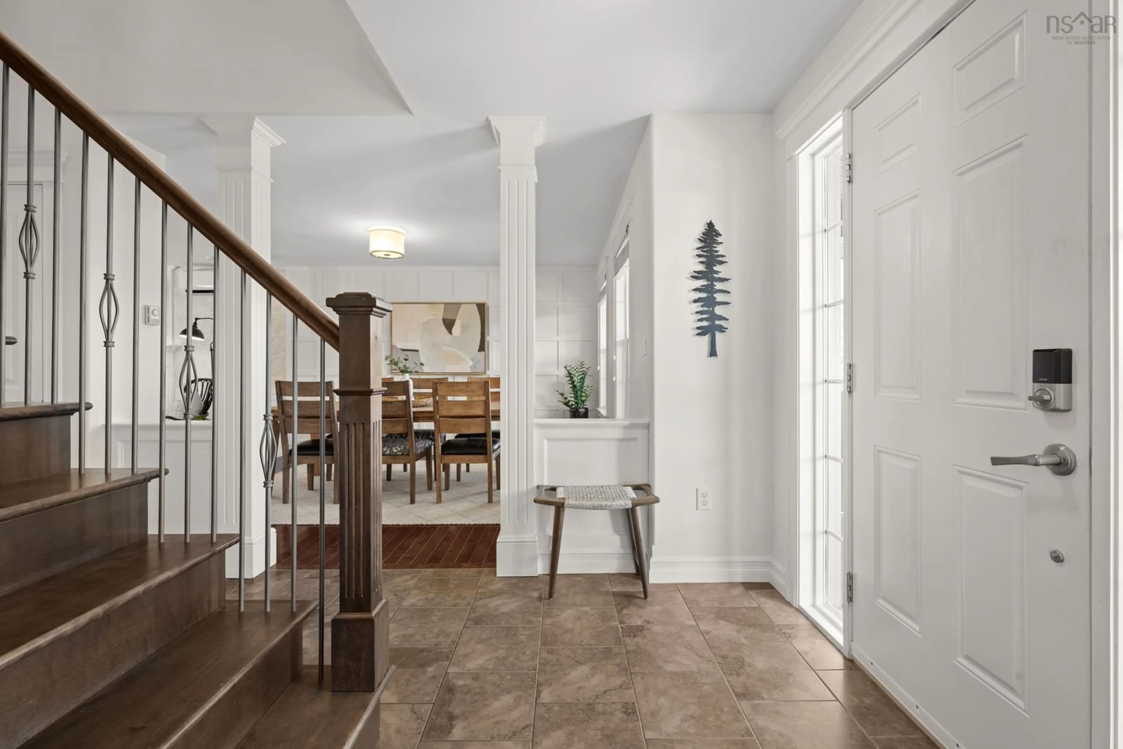 Indoor entryway for 500 Paula Dr, Hammonds Plains Nova Scotia B3Z 0H7