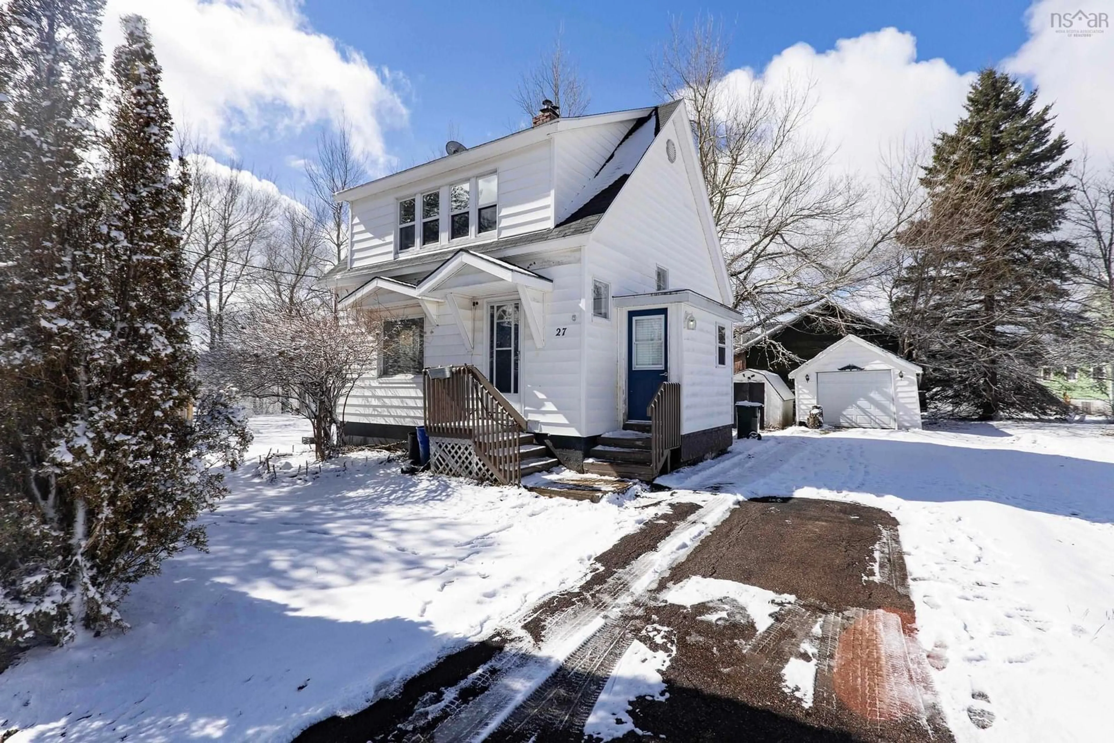 Unknown for 27 Mcdougal St, Springhill Nova Scotia B0M 1X0