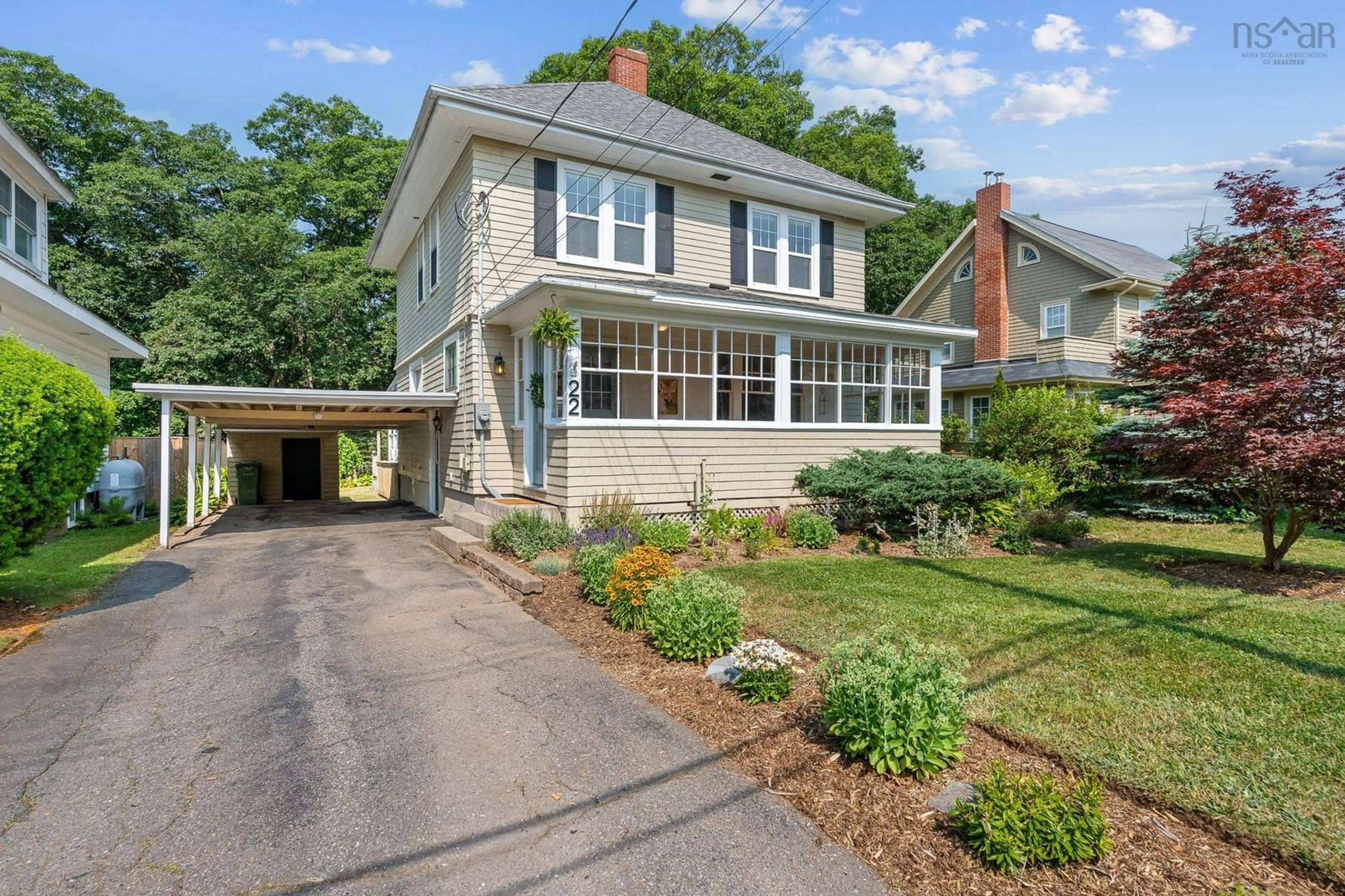 Home with vinyl exterior material, street for 22 Caldwell Ave, Kentville Nova Scotia B4N 2C6