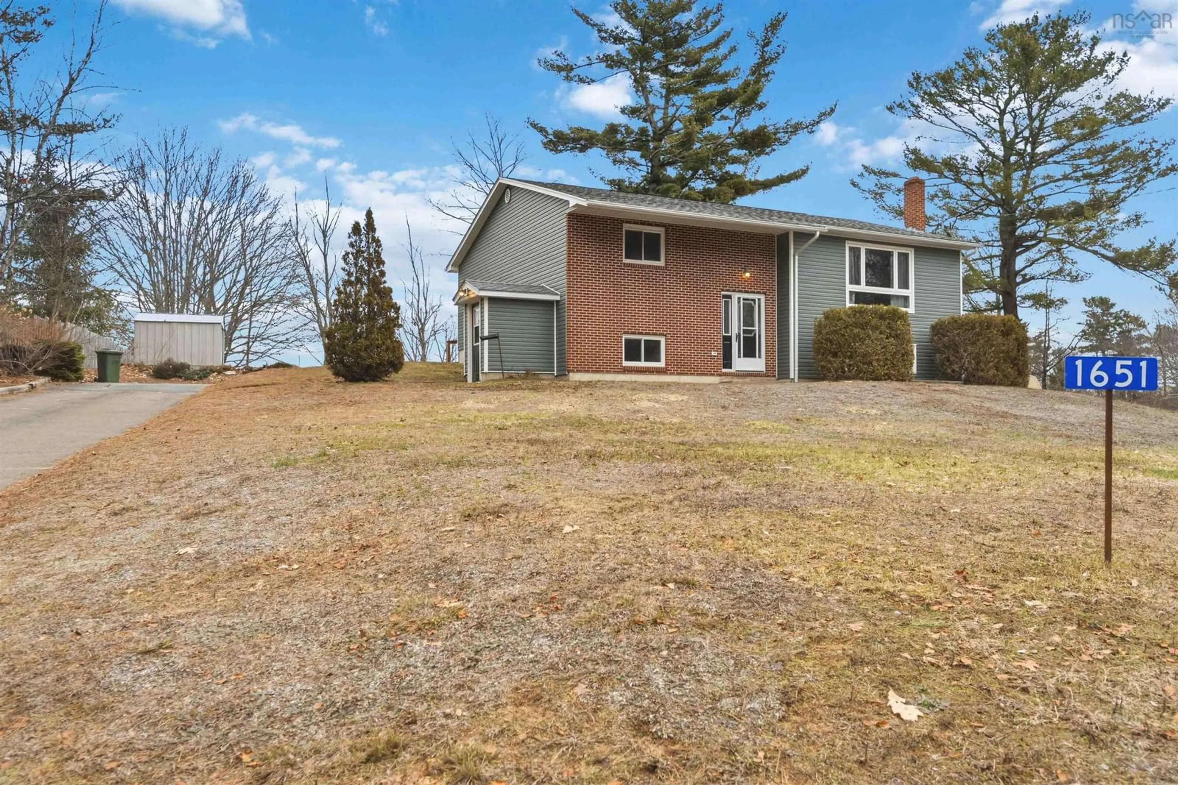 A pic from outside/outdoor area/front of a property/back of a property/a pic from drone, street for 1651 Matthews Lane, Kingston Nova Scotia B0P 1R0