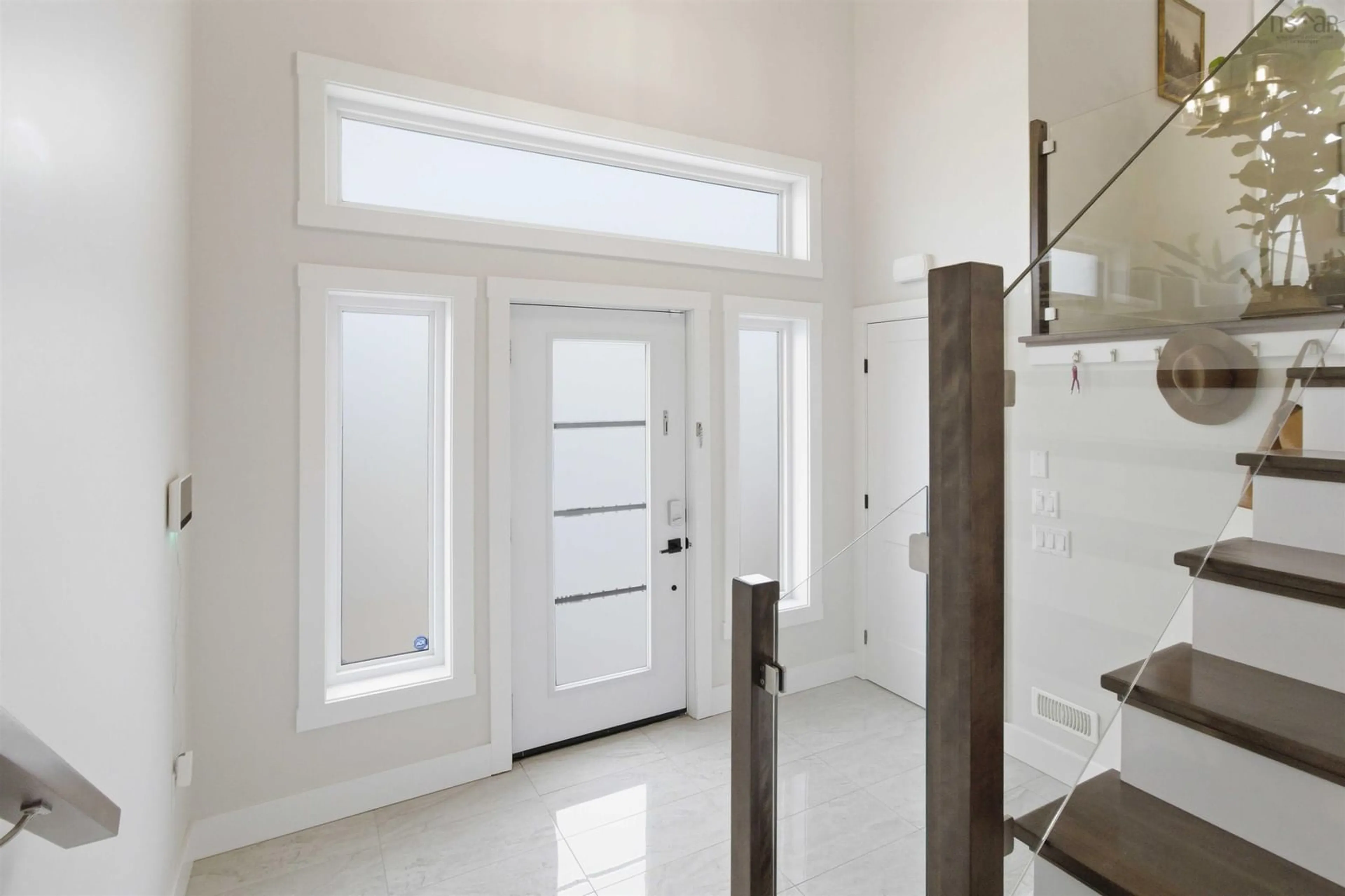 Indoor entryway for 66 Innsbrook Way, Bedford Nova Scotia B4B 0X6