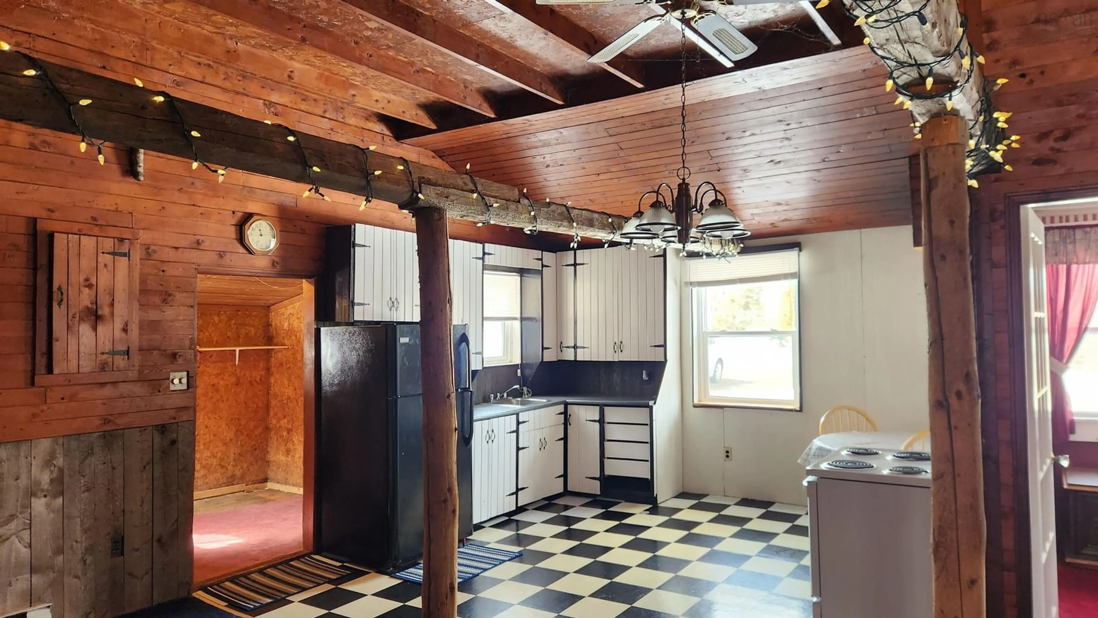 Unknown for 2490 Davidson St, Forest Hill Nova Scotia B4P 2R1