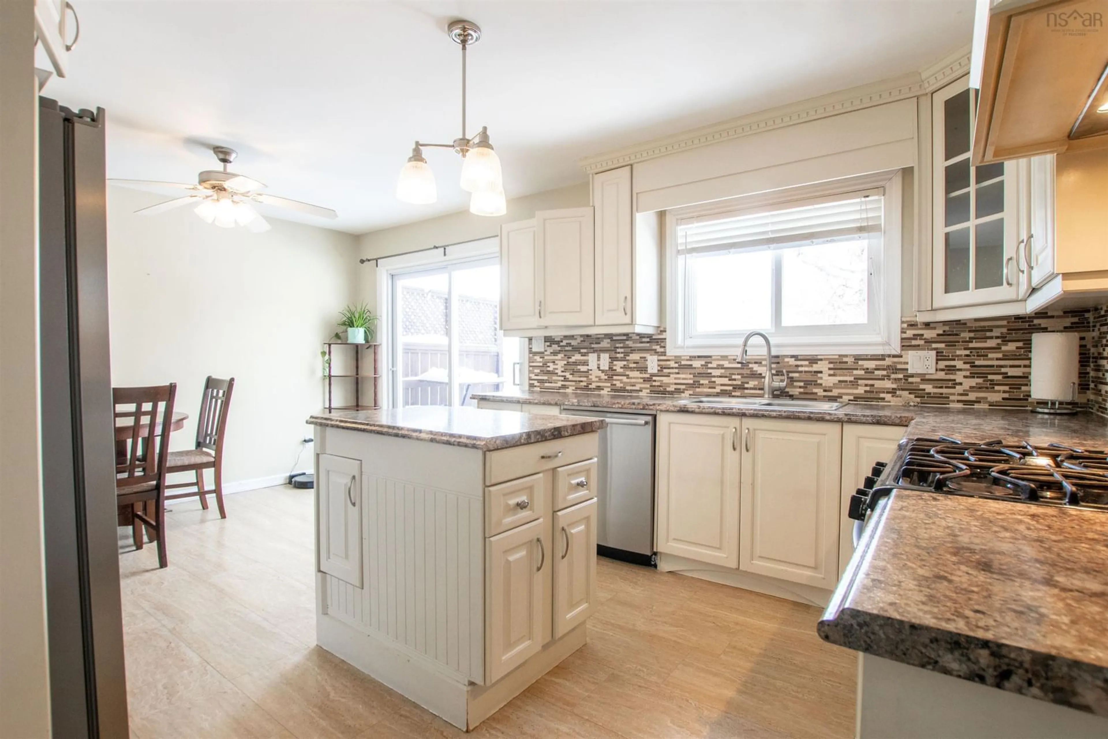 Open concept kitchen, unknown for 309 Astral Dr, Cole Harbour Nova Scotia B2V 1B7