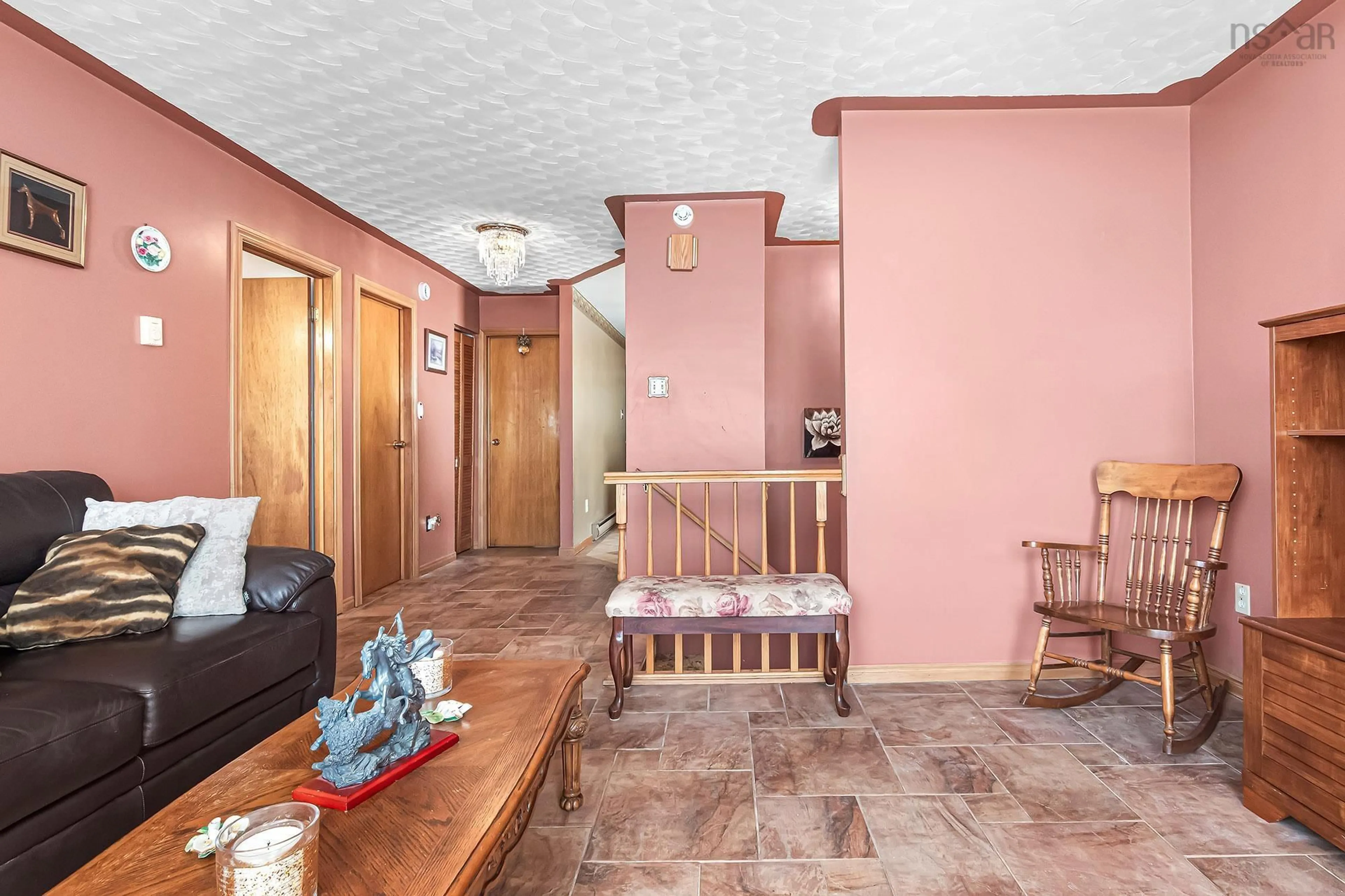 Indoor foyer for 104 Taranaki Dr, Dartmouth Nova Scotia B2W 4X7