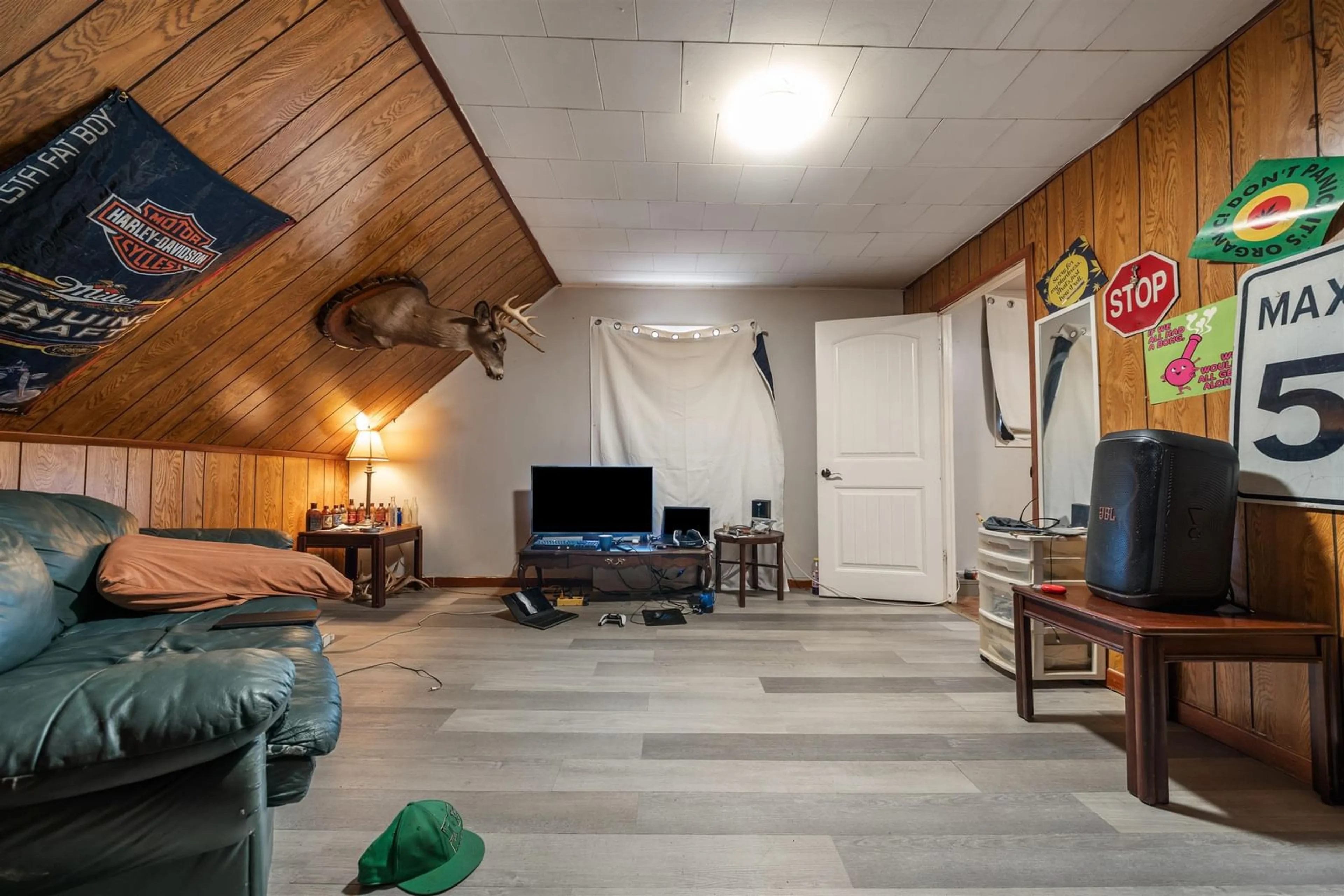 A pic of a room for 277 Maclean St, New Glasgow Nova Scotia B2H 3A7