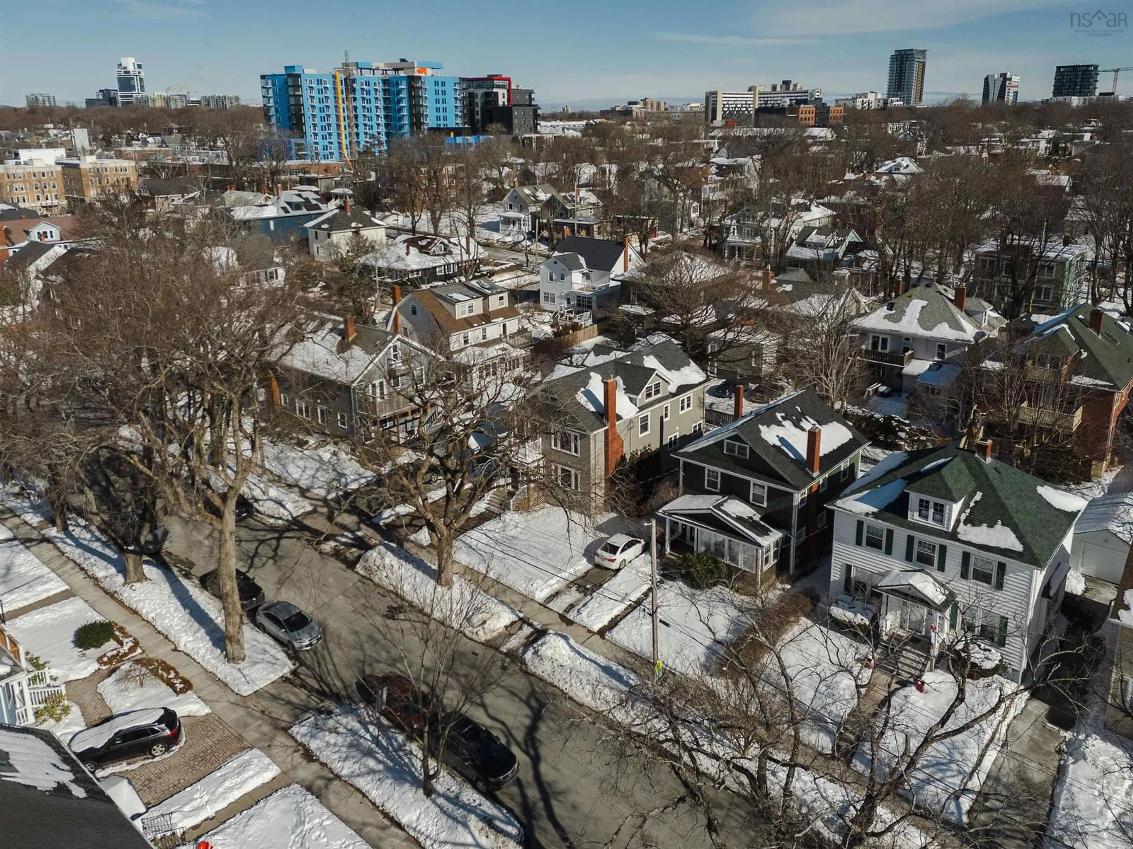 A pic from outside/outdoor area/front of a property/back of a property/a pic from drone, city buildings view from balcony for 1777 Cambridge St, Halifax Nova Scotia B3H 4A8