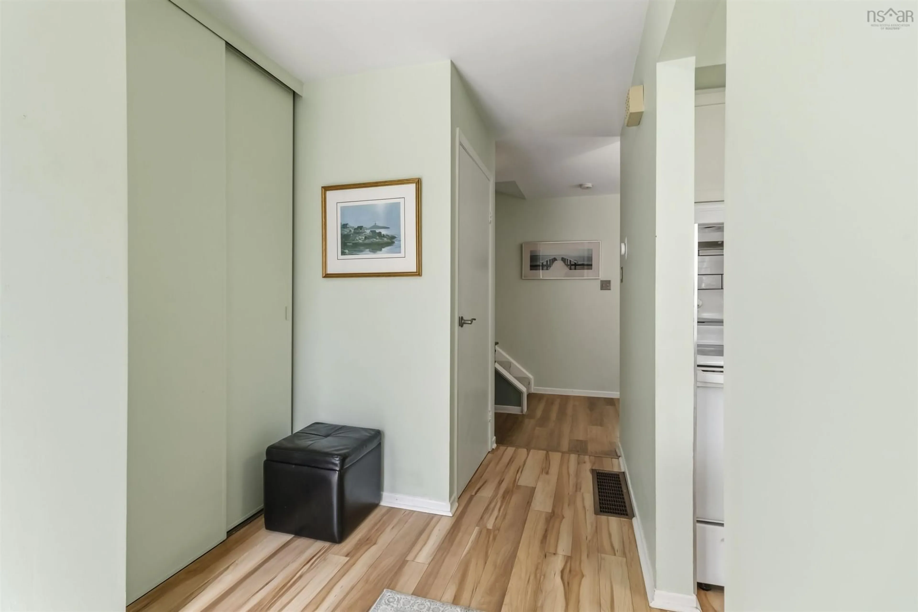 Indoor foyer for 103 Forestside Cres, Halifax Nova Scotia B3M 1M5