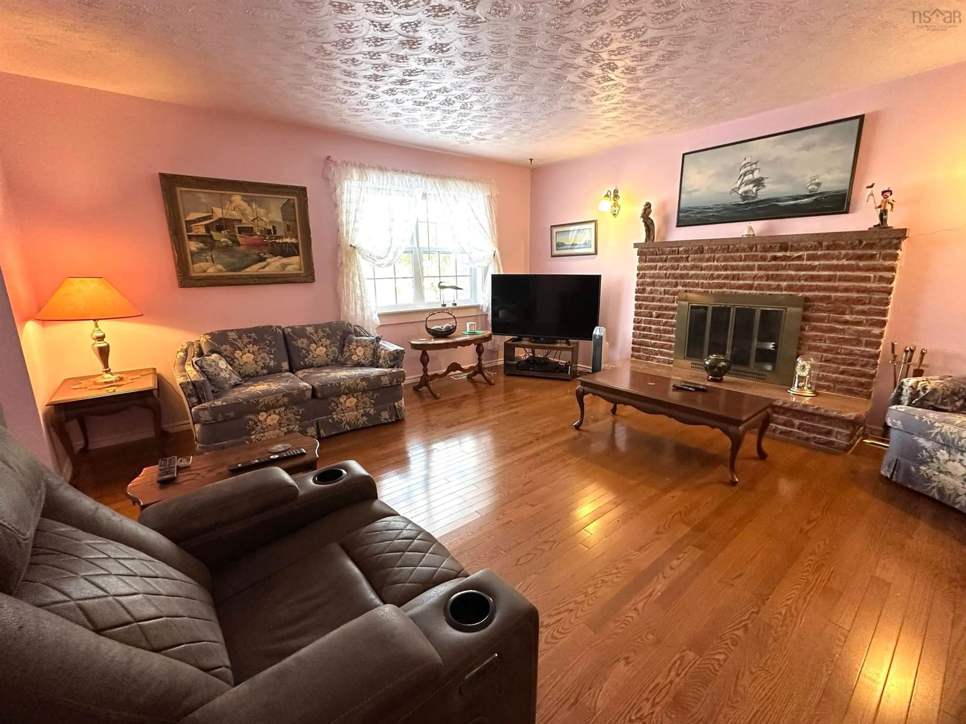 Living room with furniture, unknown for 77 Emeneau Rd, Brooklyn Nova Scotia B0J 1H0