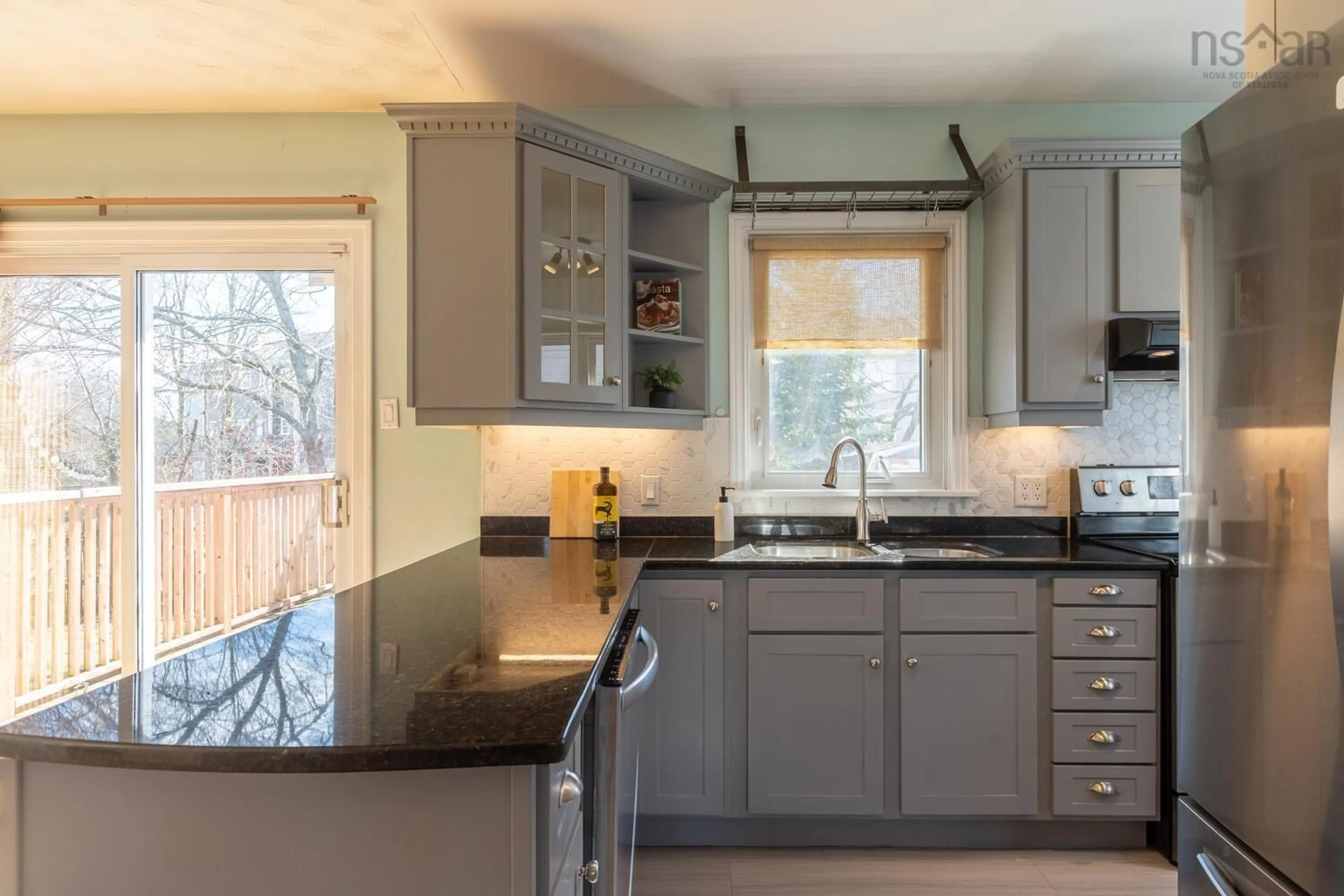 Unknown for 20 Avon Cres, Halifax Nova Scotia B3R 2E3