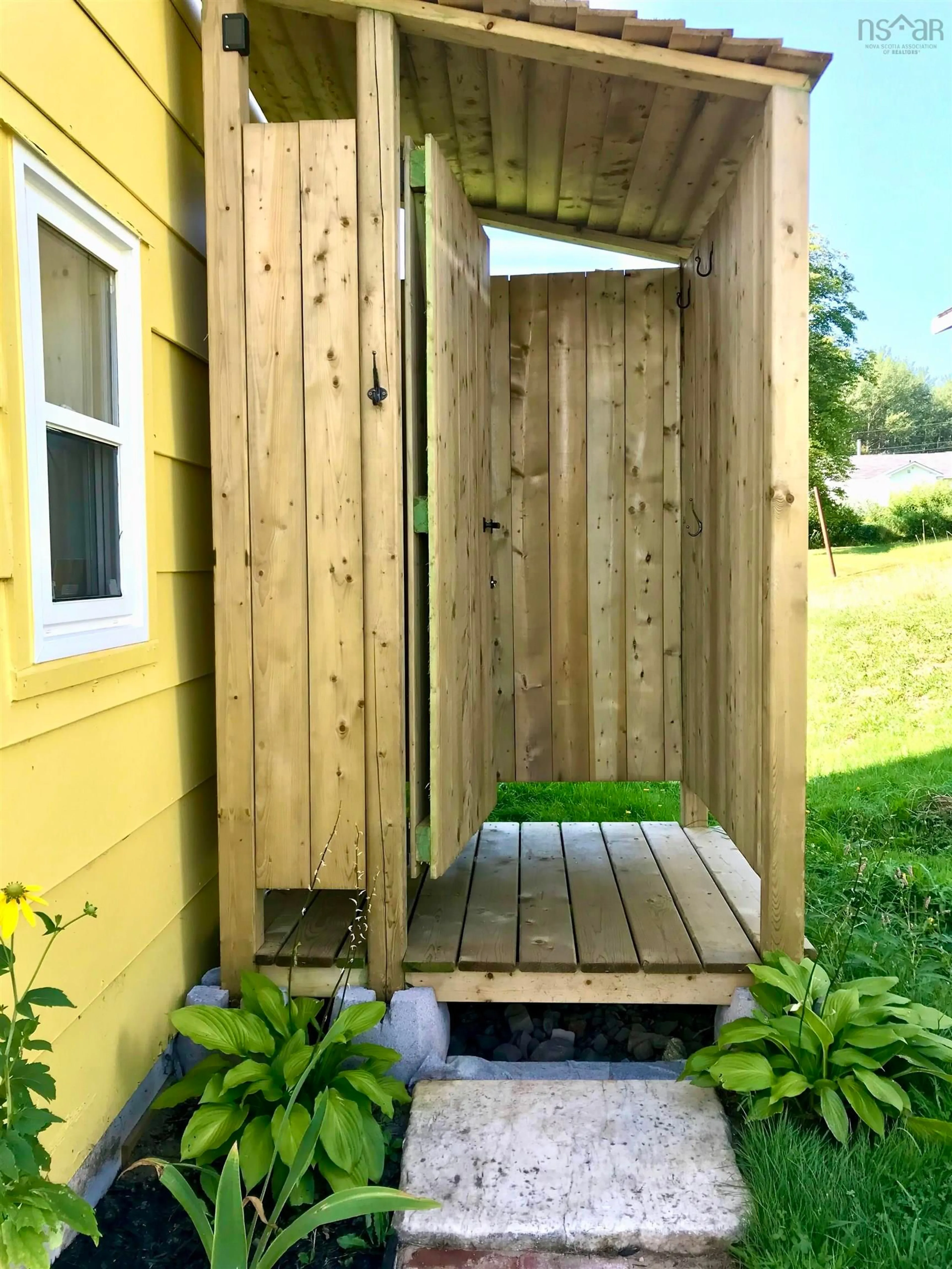 Indoor entryway for 31 High Rd, Port Hood Nova Scotia B0E 2W0