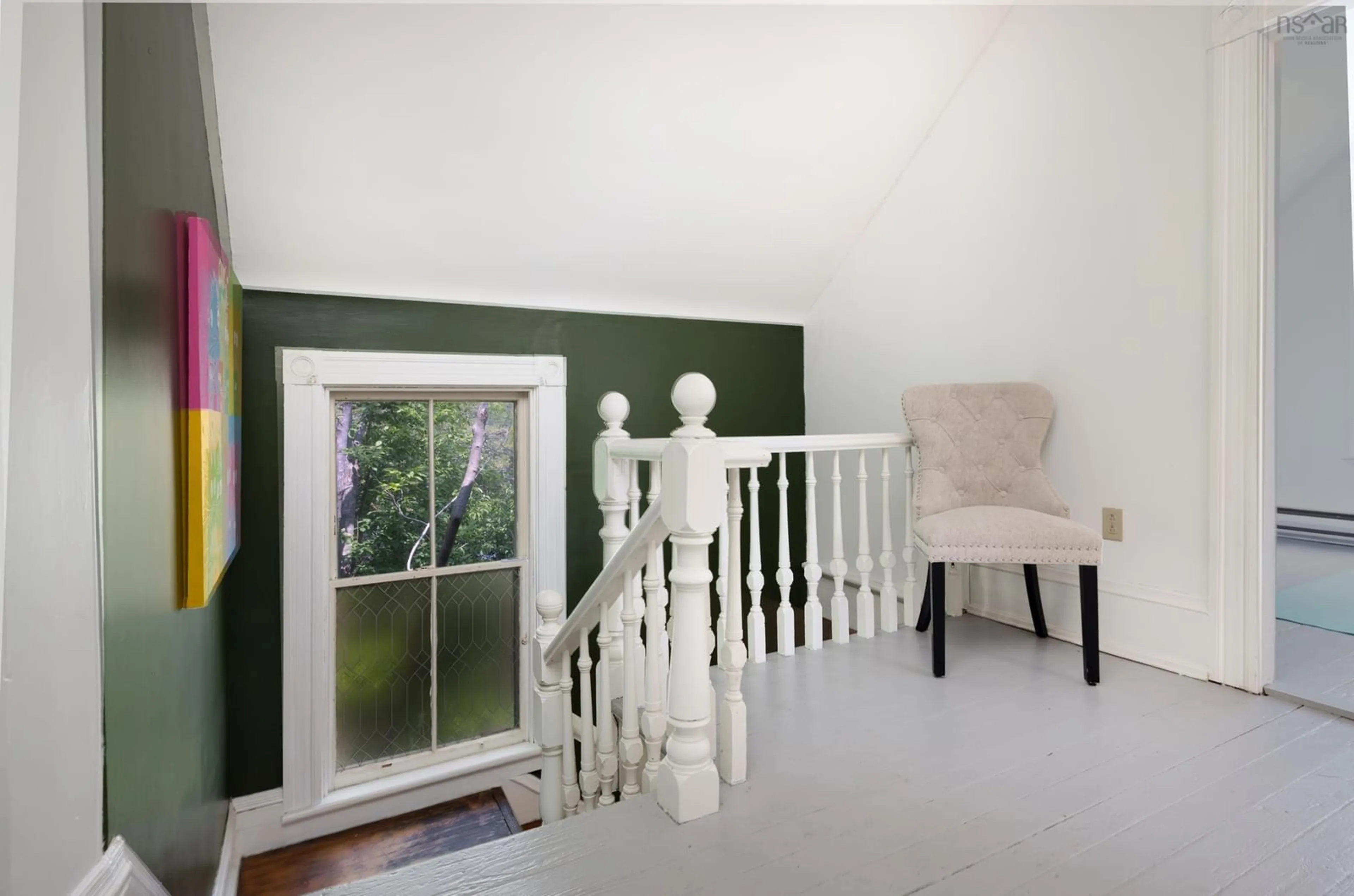 Indoor foyer for 17 Pleasant St, Bedford Nova Scotia B4A 1W8