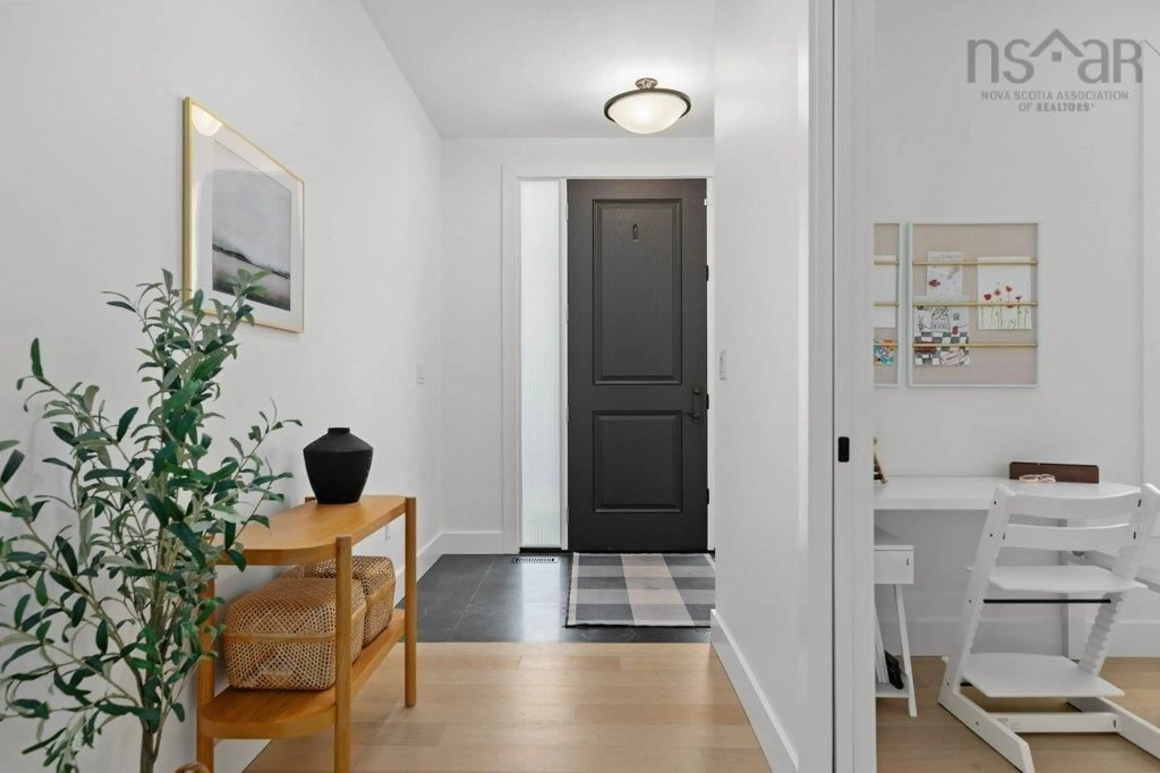 Indoor entryway for 139 Terradore Lane, Bedford Nova Scotia B4B 2N5