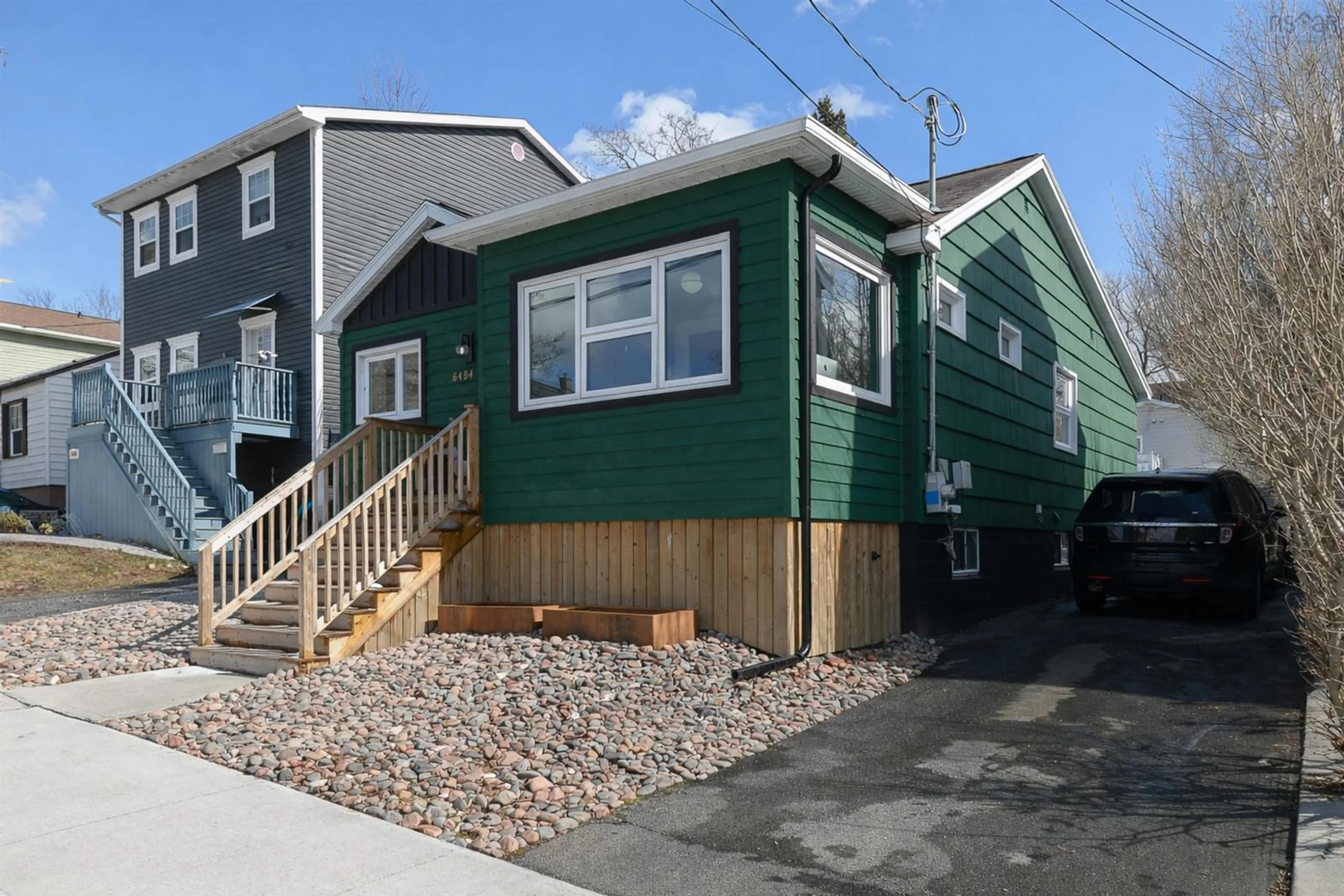 Home with vinyl exterior material, street for 6484 Roslyn Rd, West End Nova Scotia B3L 2M7