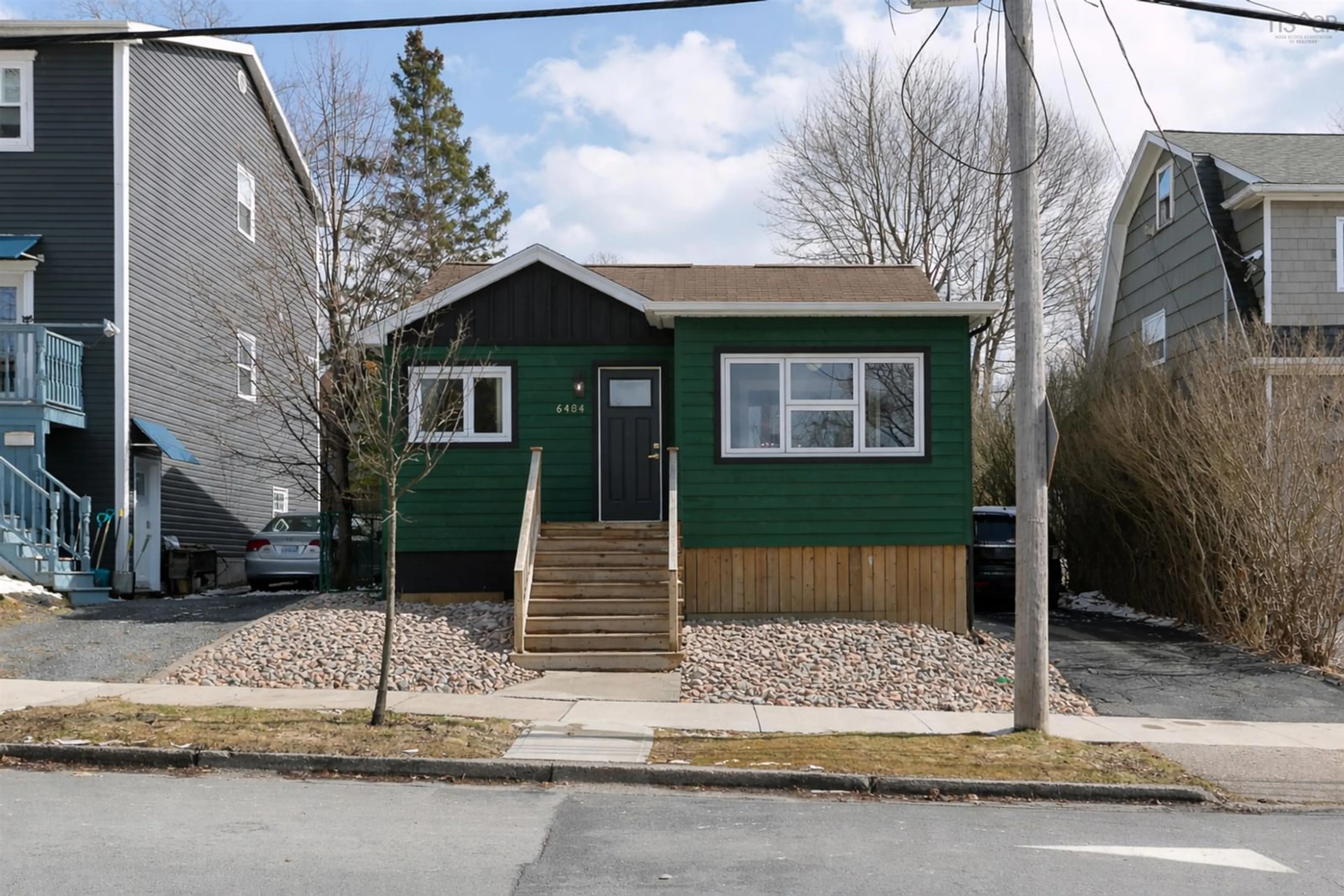Home with vinyl exterior material, street for 6484 Roslyn Rd, West End Nova Scotia B3L 2M7