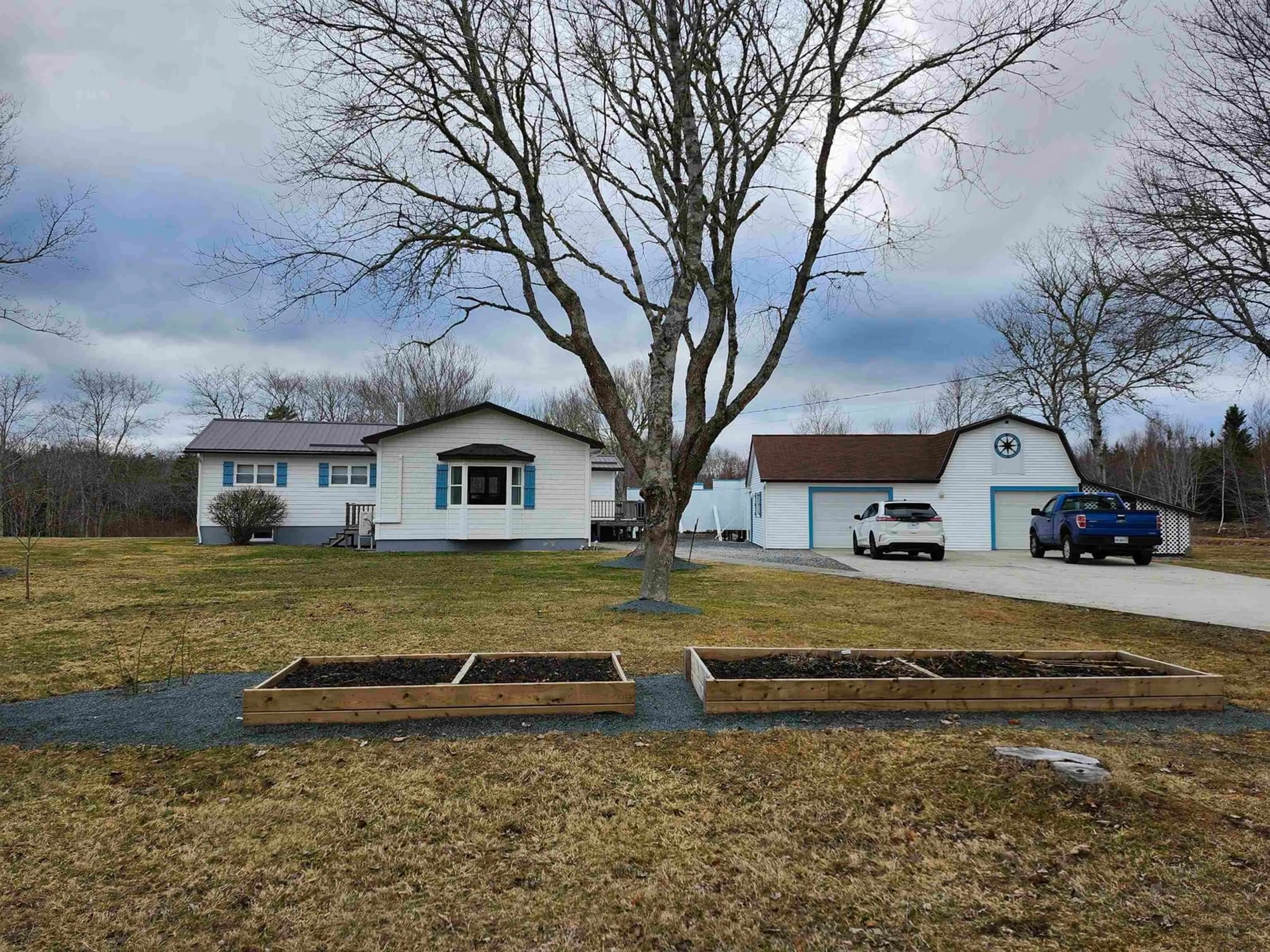 A pic from outside/outdoor area/front of a property/back of a property/a pic from drone, street for 880 Hwy 3, Birchtown Nova Scotia B0T 1W0