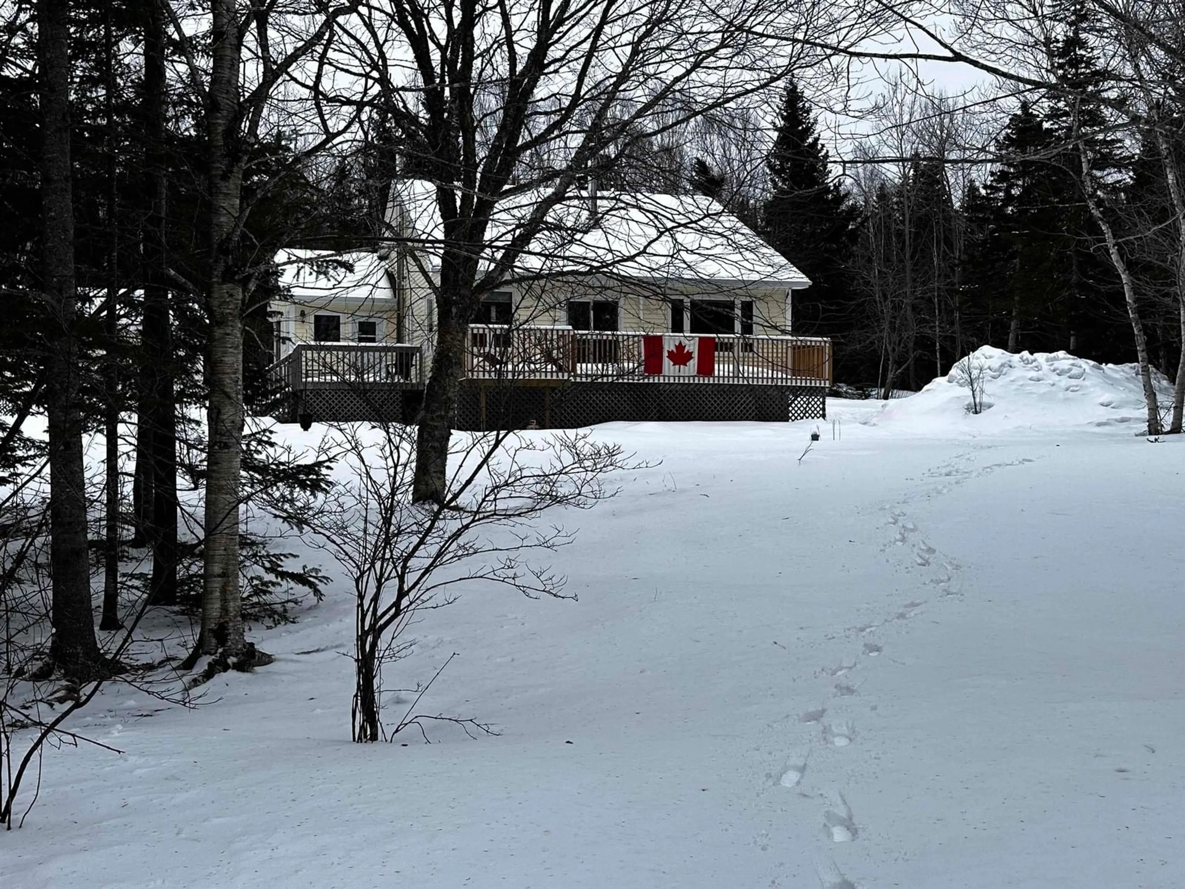 A pic from outside/outdoor area/front of a property/back of a property/a pic from drone, mountain view for 9722 Kempt Head Rd, Ross Ferry Nova Scotia B1X 1N8