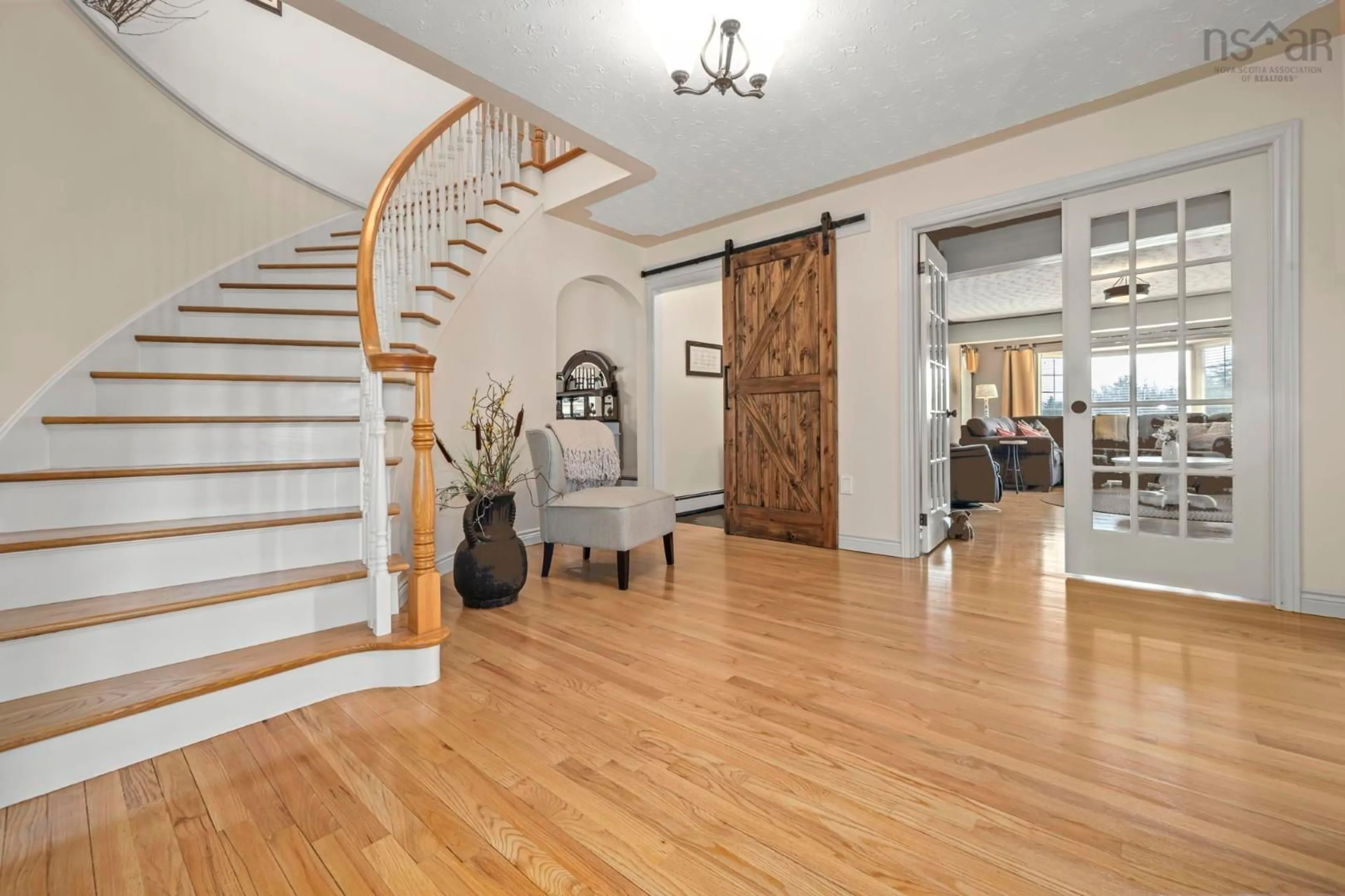 Indoor entryway for 34 Norwood Crt, Porters Lake Nova Scotia B3E 1M1