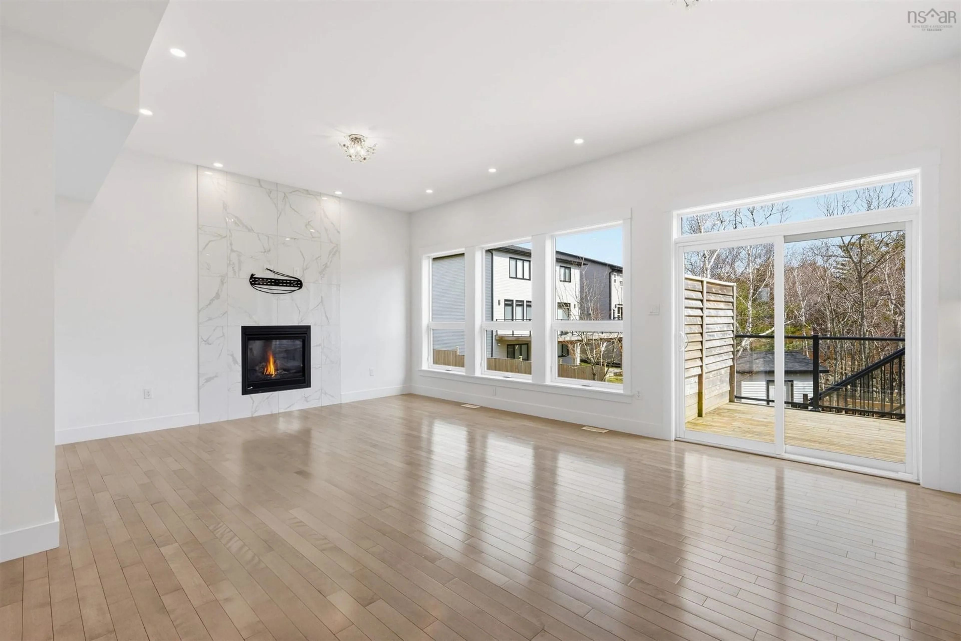 Unknown for 321 Transom Dr, Halifax Nova Scotia B3M 0L1