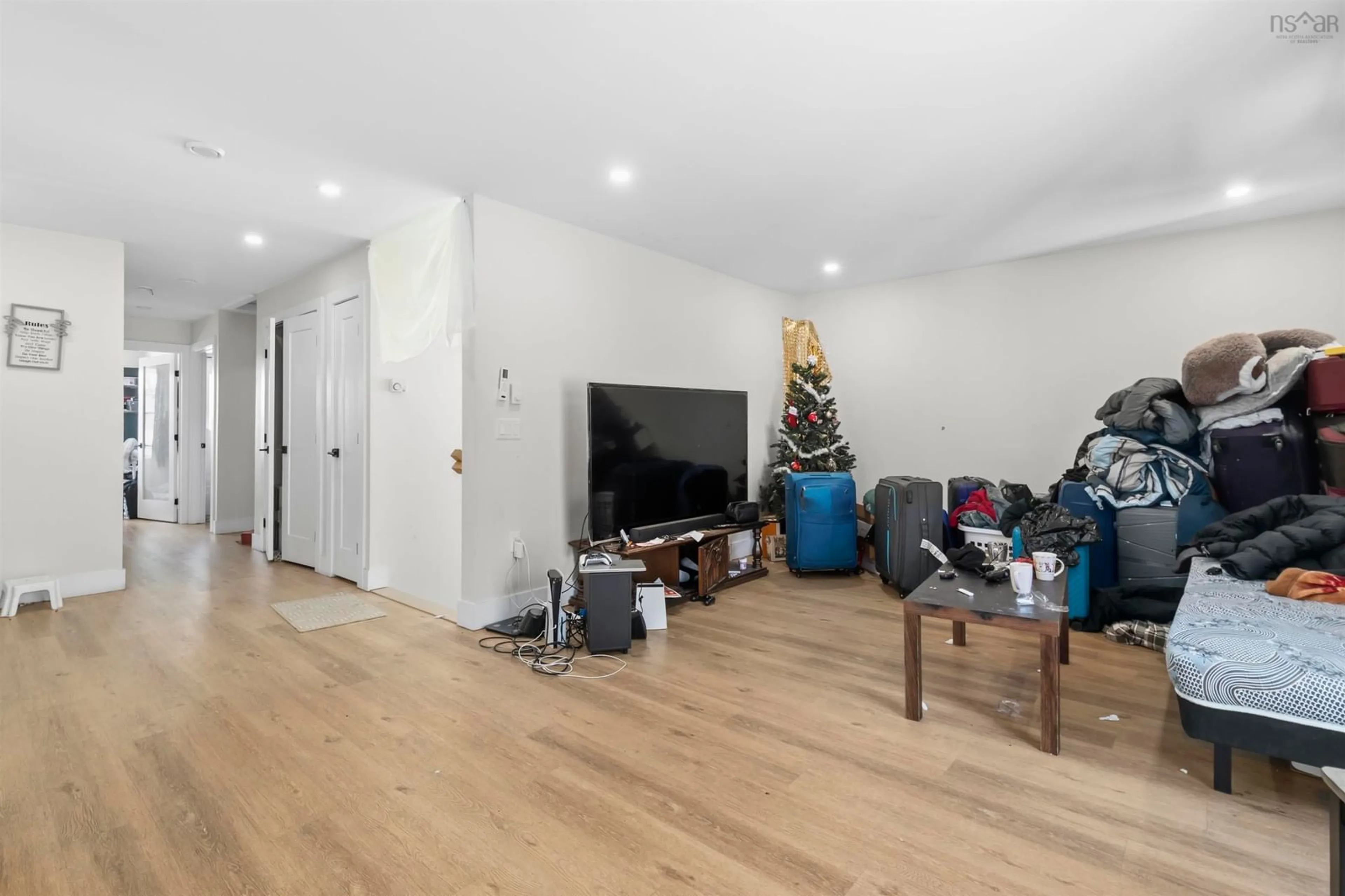 A pic of a room for 66 Everette St, Dartmouth Nova Scotia B2W 1H2