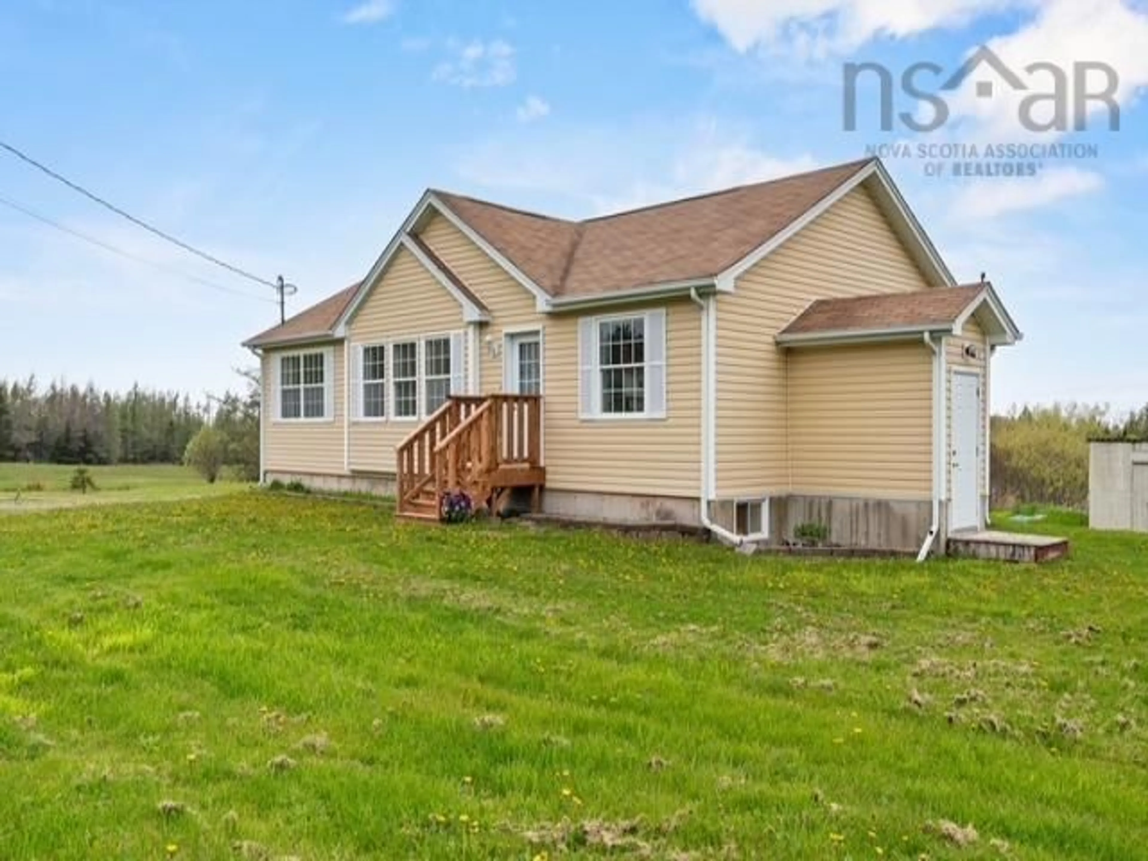 Home with vinyl exterior material, unknown for 3369 Highway 215, Minasville Nova Scotia B0N 2R0