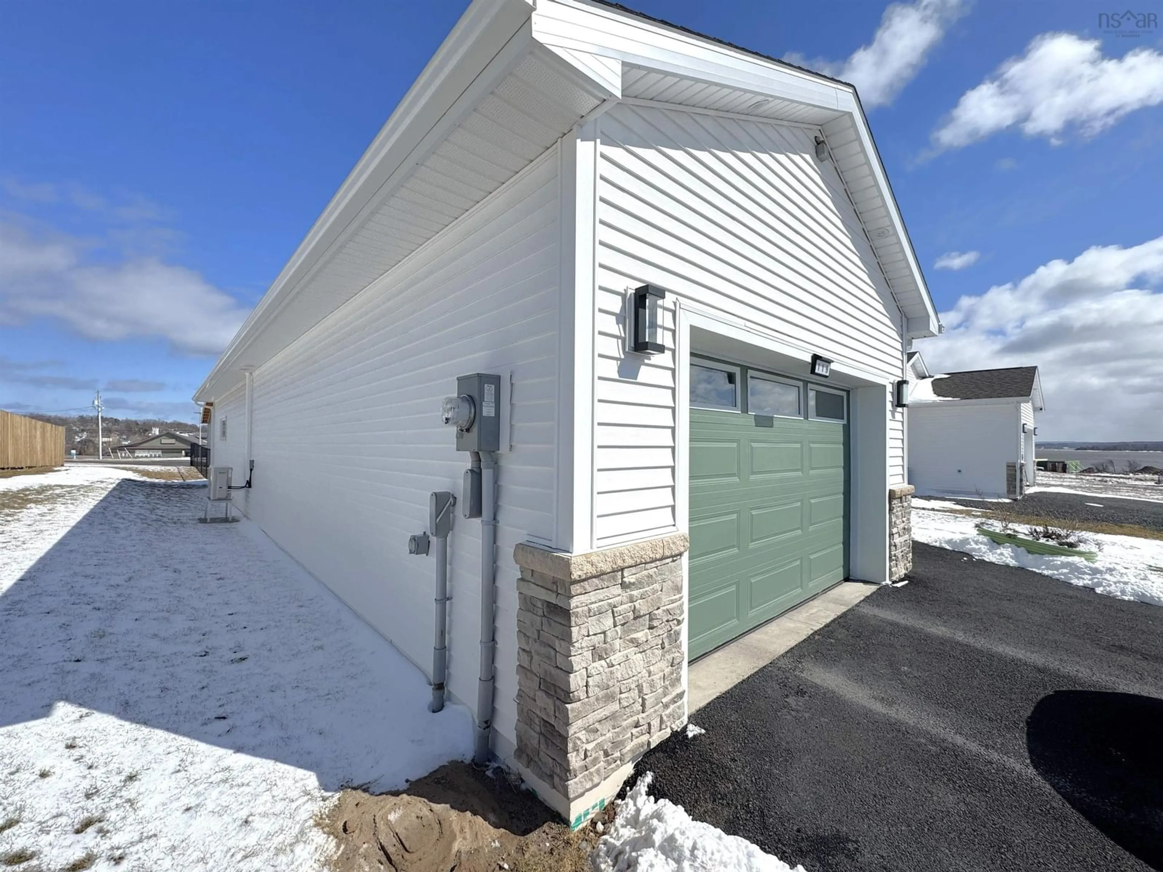 Indoor garage for 119 Harbour Crossing, Pictou Nova Scotia B0K 1H0
