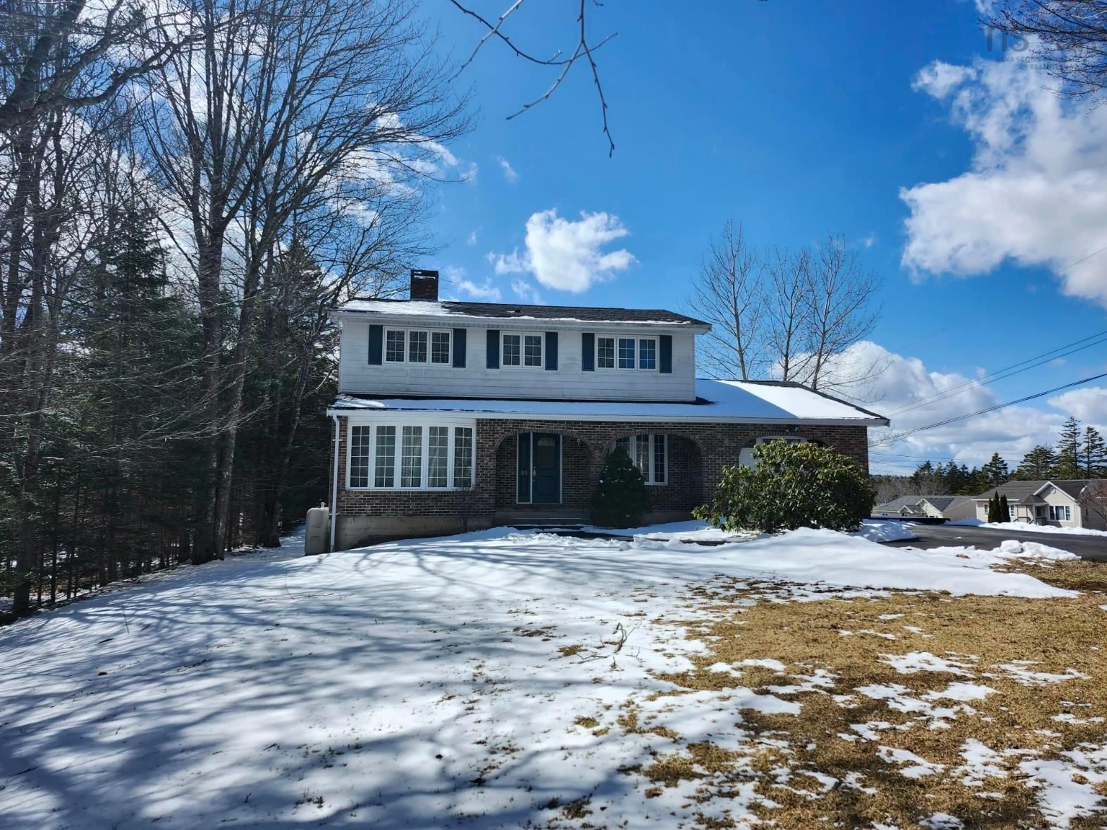 A pic from outside/outdoor area/front of a property/back of a property/a pic from drone, unknown for 84 Lakeland St, Beaver Bank Nova Scotia B4G 1A5