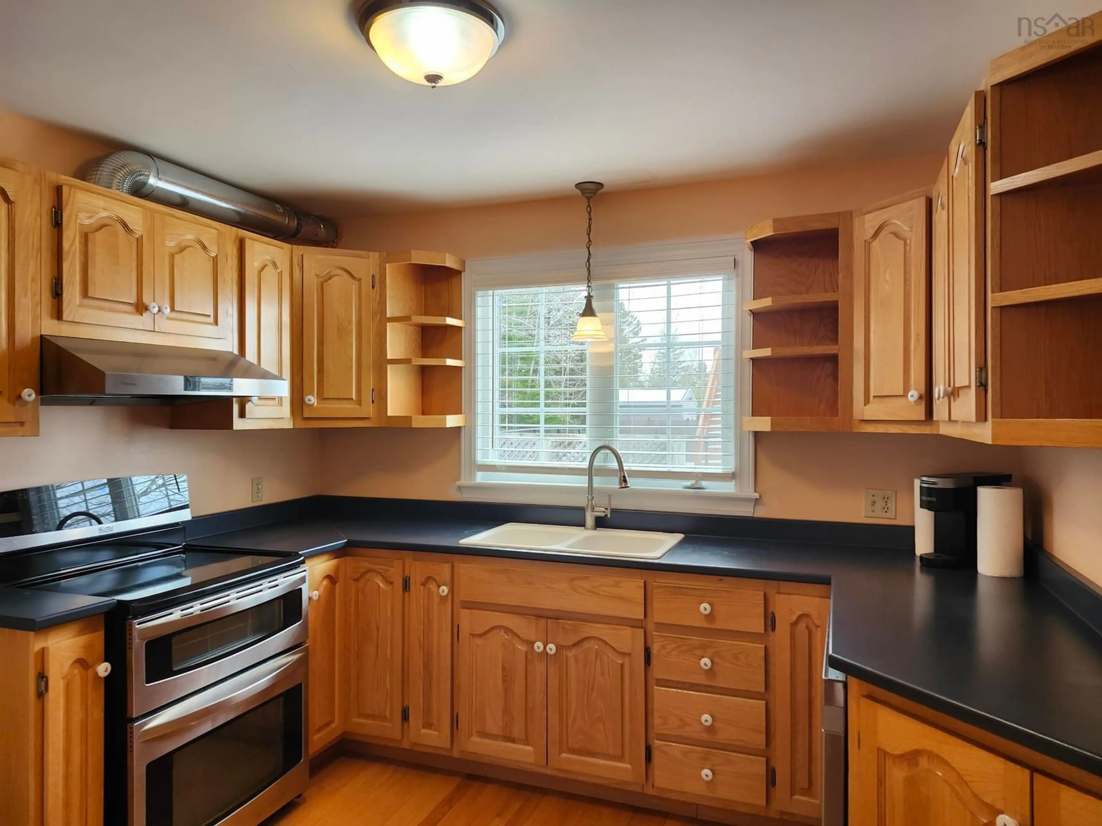 Standard kitchen, unknown for 84 Lakeland St, Beaver Bank Nova Scotia B4G 1A5
