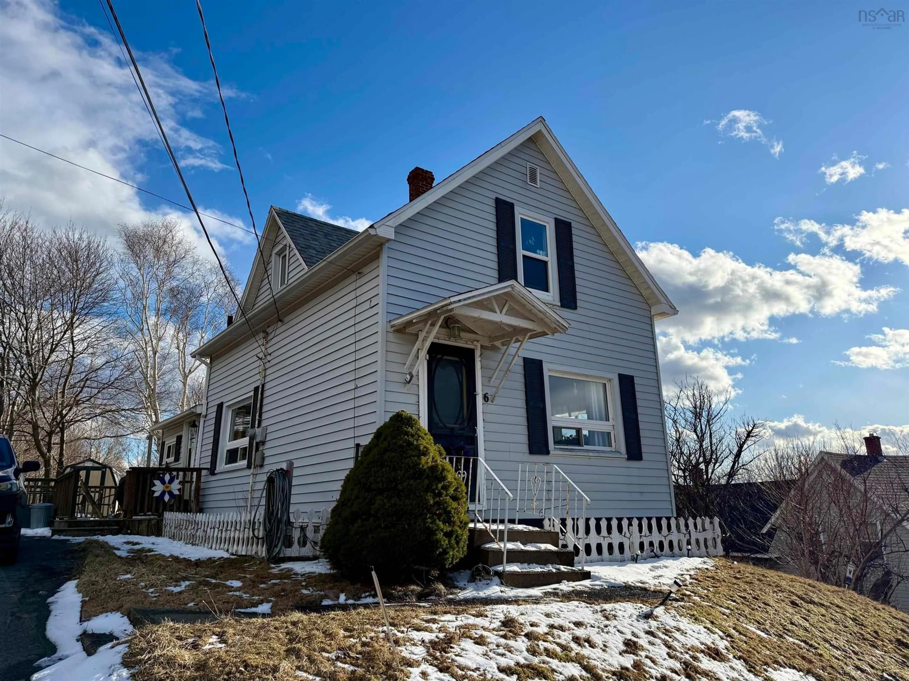 Home with vinyl exterior material, street for 6 Chestnut St, Trenton Nova Scotia B0K 1X0