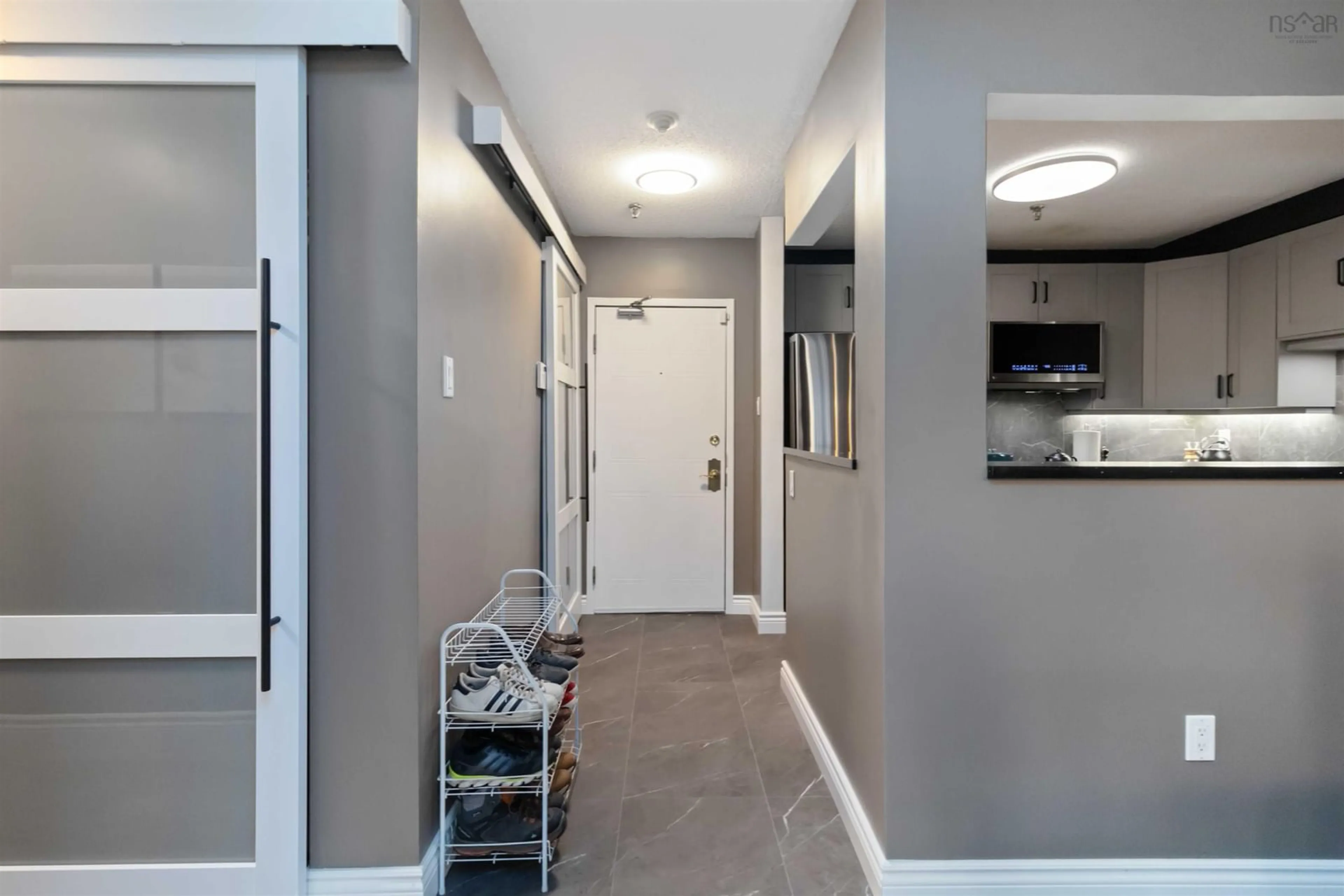 Indoor entryway for 12 Spinnaker Dr #104, Halifax Nova Scotia B3N 3A8
