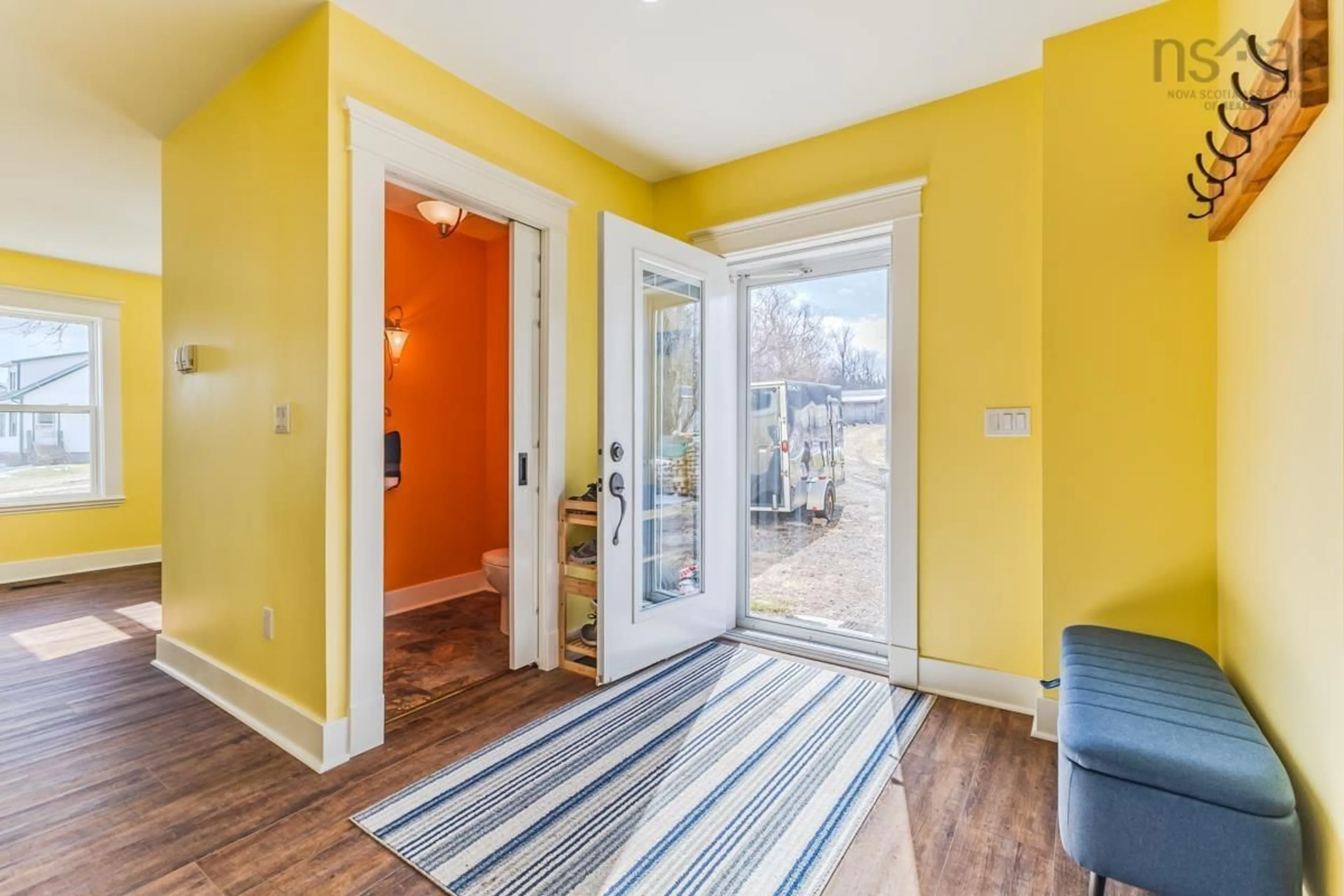 Indoor entryway for 60 Church St, Wallace Nova Scotia B0K 1Y0