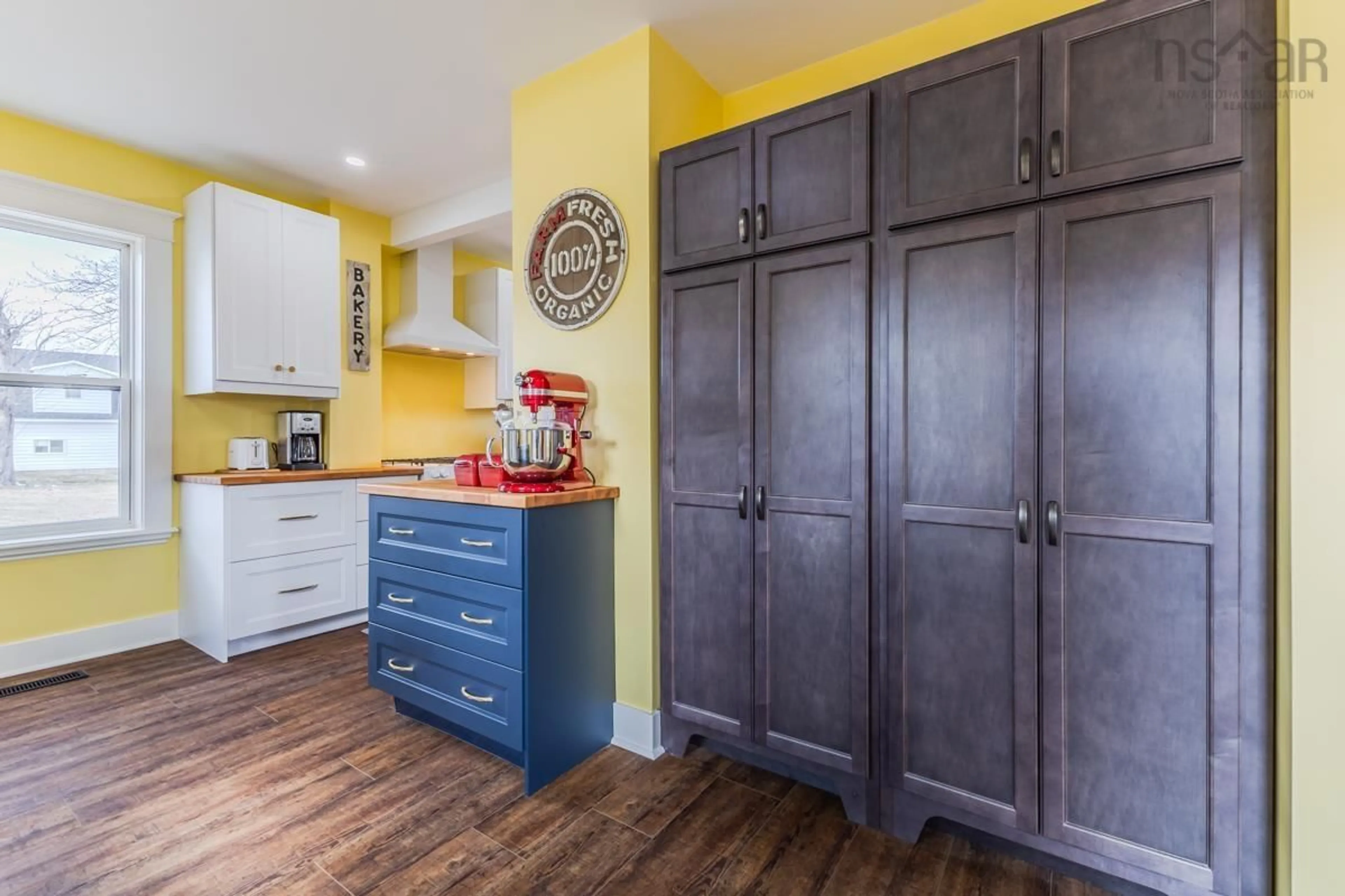 Open concept kitchen, unknown for 60 Church St, Wallace Nova Scotia B0K 1Y0
