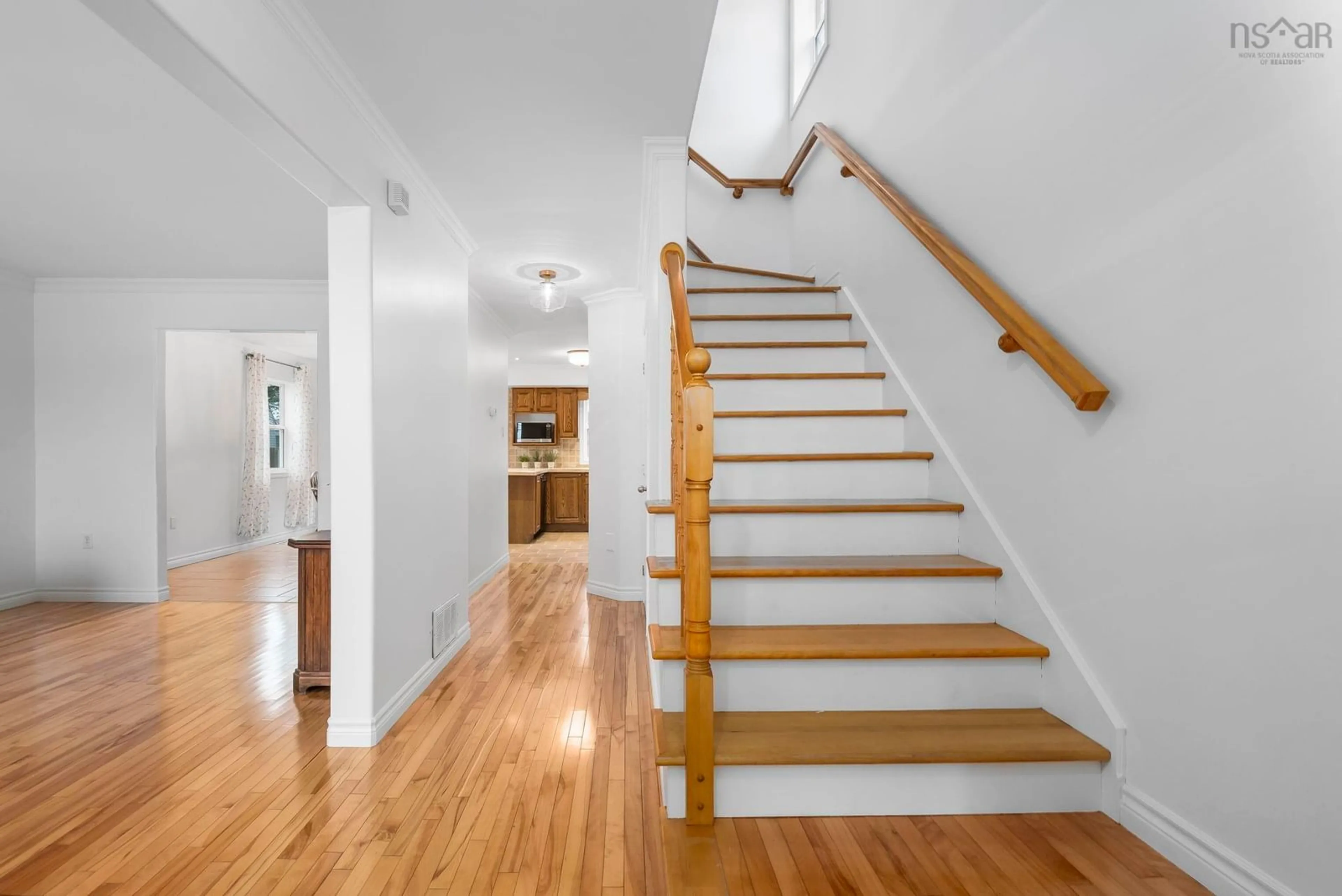 Stairs for 118 Dixon Crt, Timberlea Nova Scotia B3T 1N9