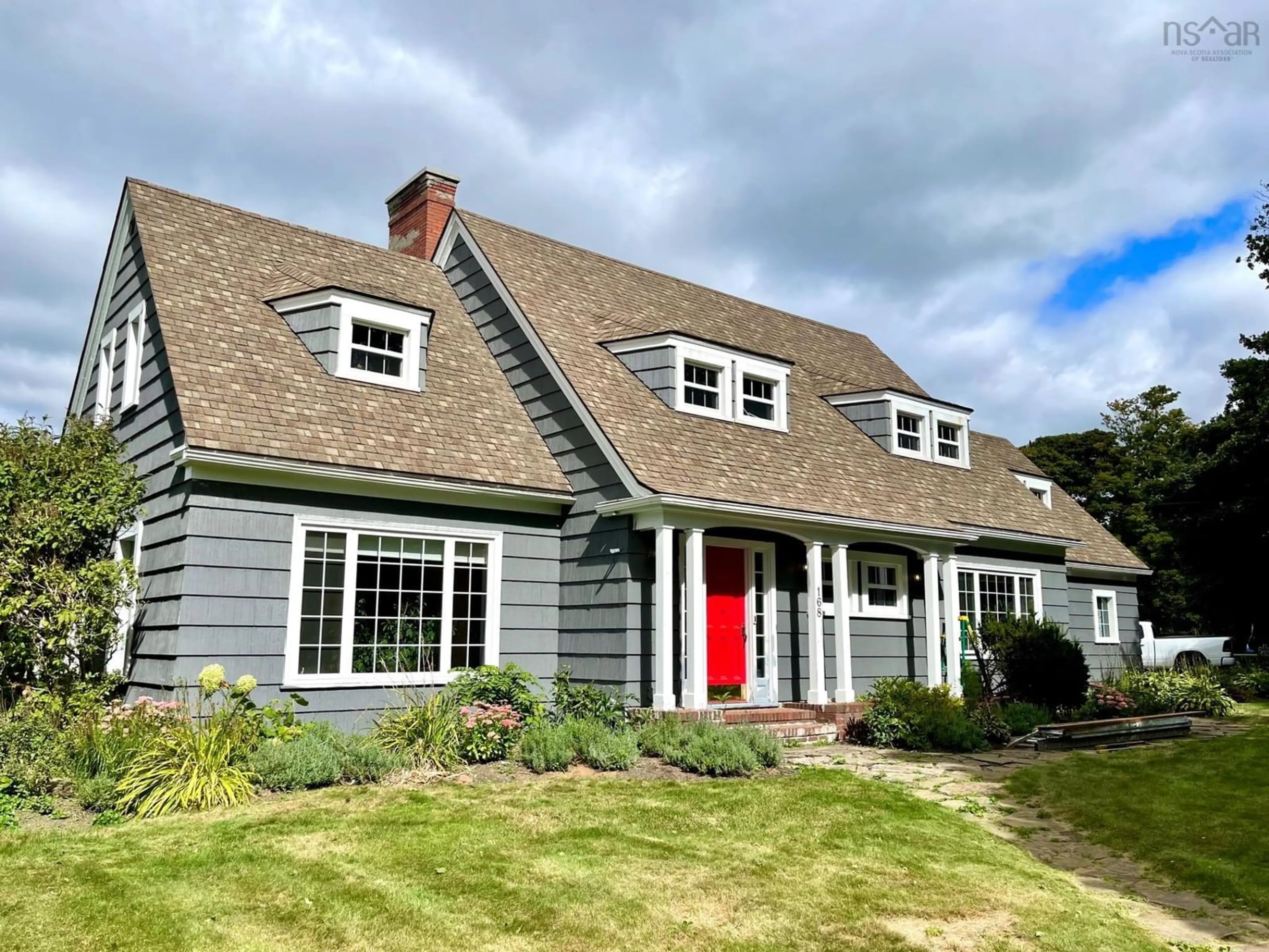 Home with vinyl exterior material, street for 168 Victoria St, Amherst Nova Scotia B4H 1Y5