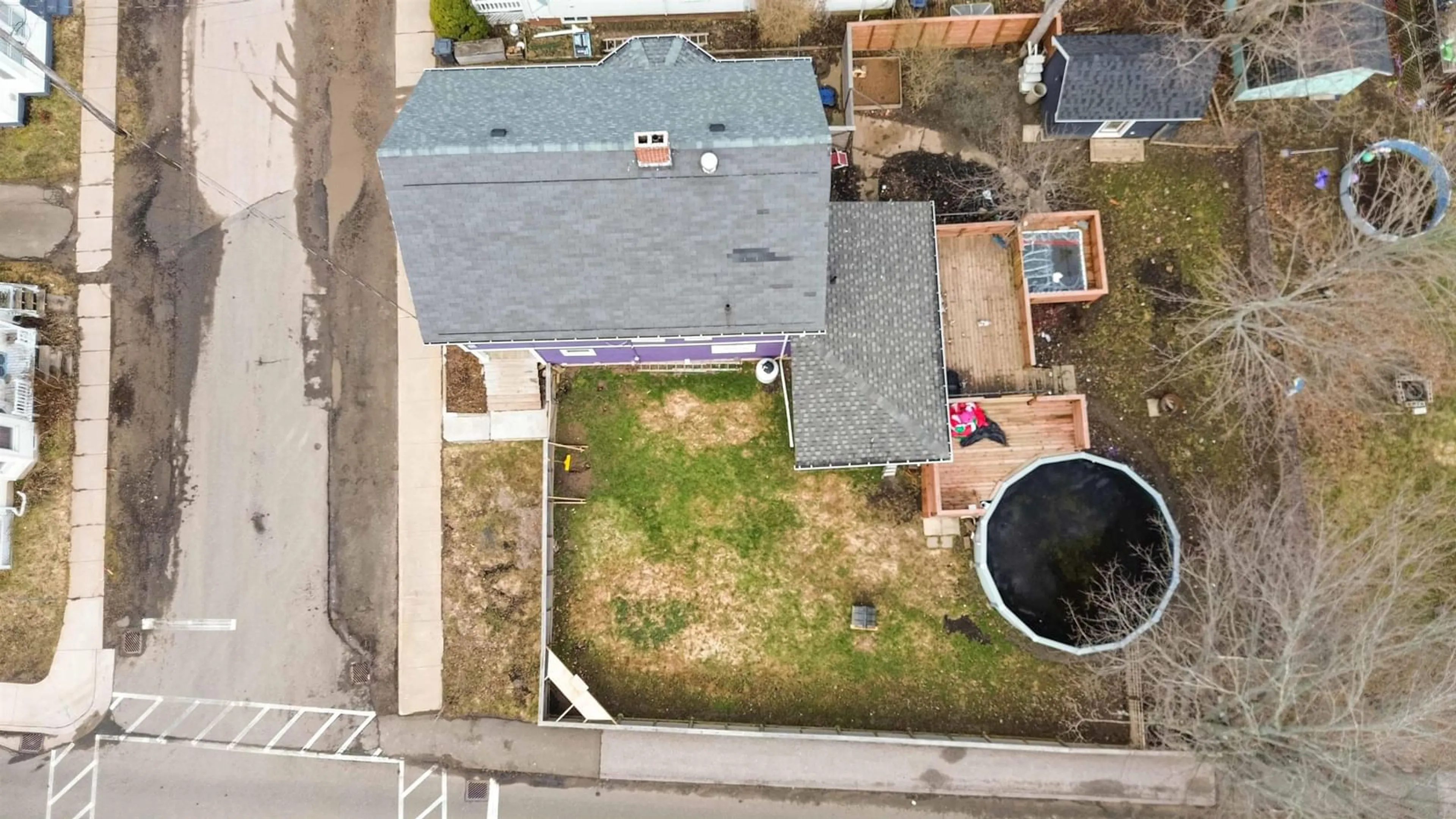 A pic from outside/outdoor area/front of a property/back of a property/a pic from drone, street for 22 Washington St, Bridgetown Nova Scotia B0S 1C0