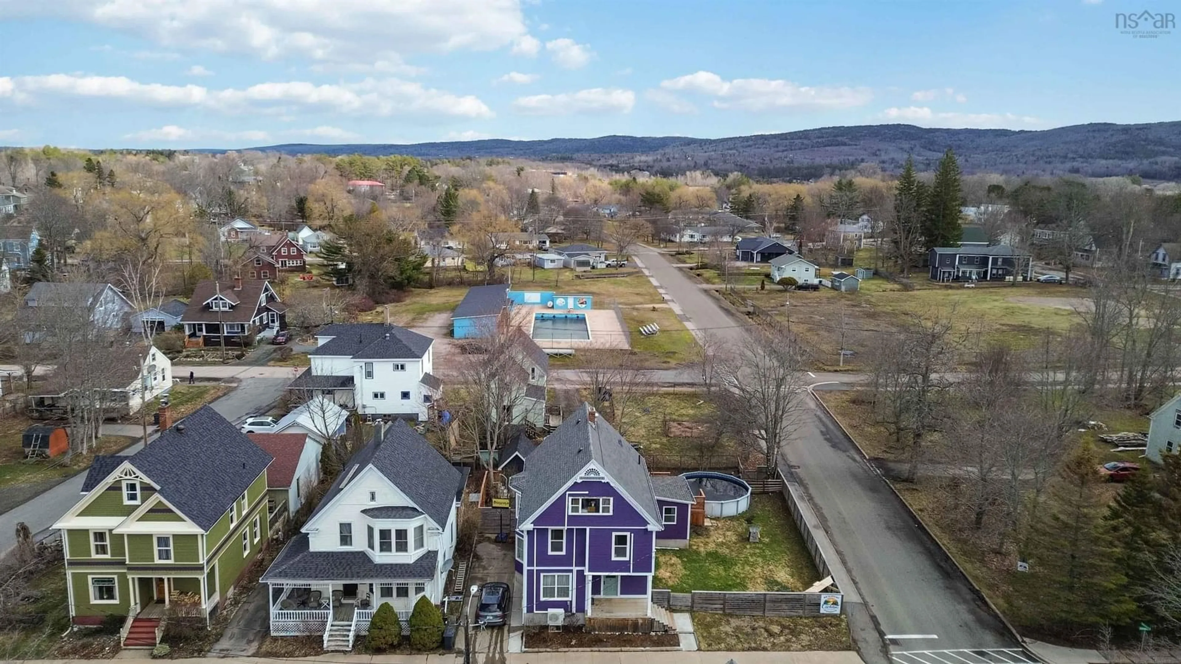 A pic from outside/outdoor area/front of a property/back of a property/a pic from drone, street for 22 Washington St, Bridgetown Nova Scotia B0S 1C0