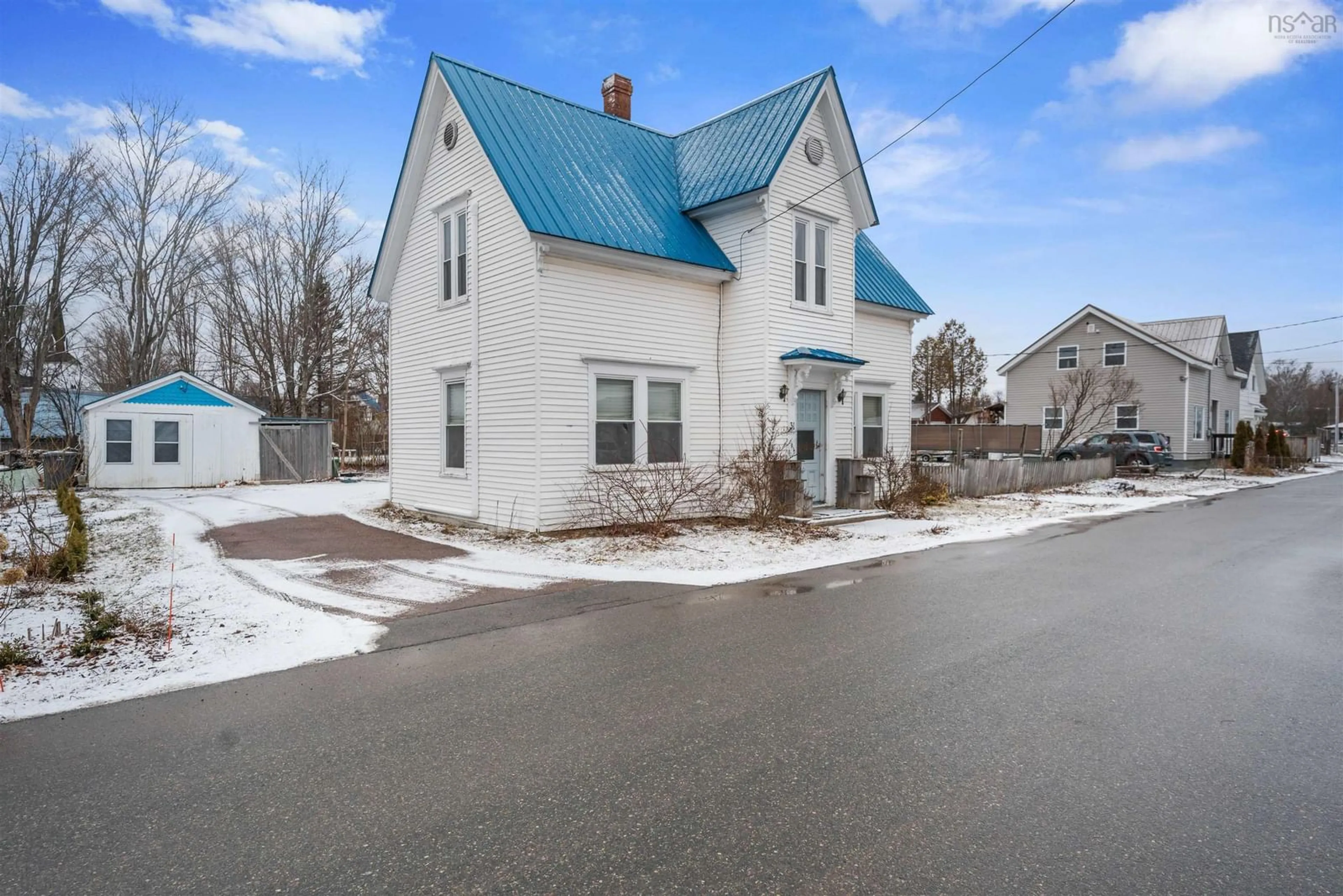 A pic from outside/outdoor area/front of a property/back of a property/a pic from drone, street for 31 Chapel St, Parrsboro Nova Scotia B0M 1S0