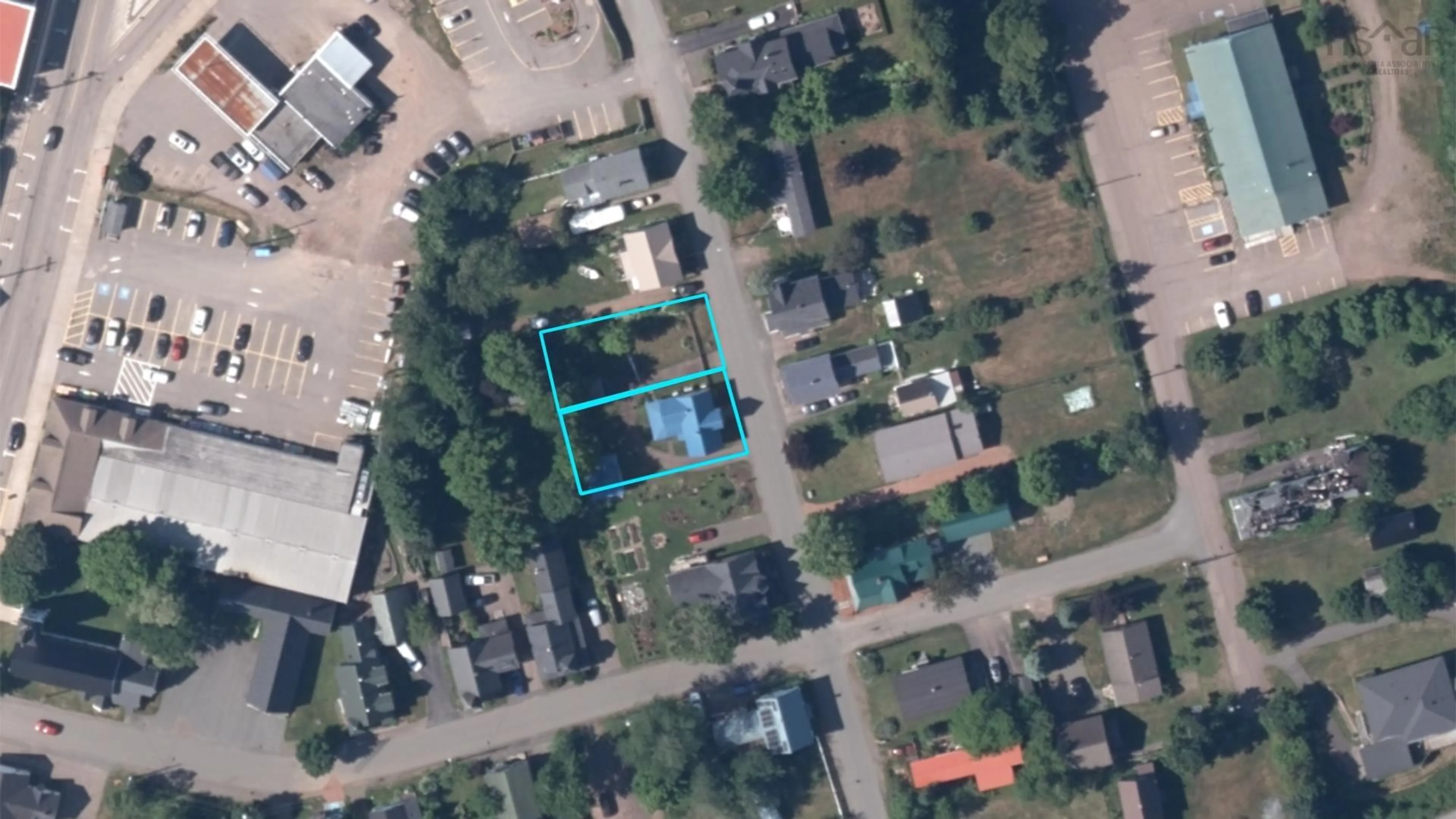 A pic from outside/outdoor area/front of a property/back of a property/a pic from drone, street for 31 Chapel St, Parrsboro Nova Scotia B0M 1S0