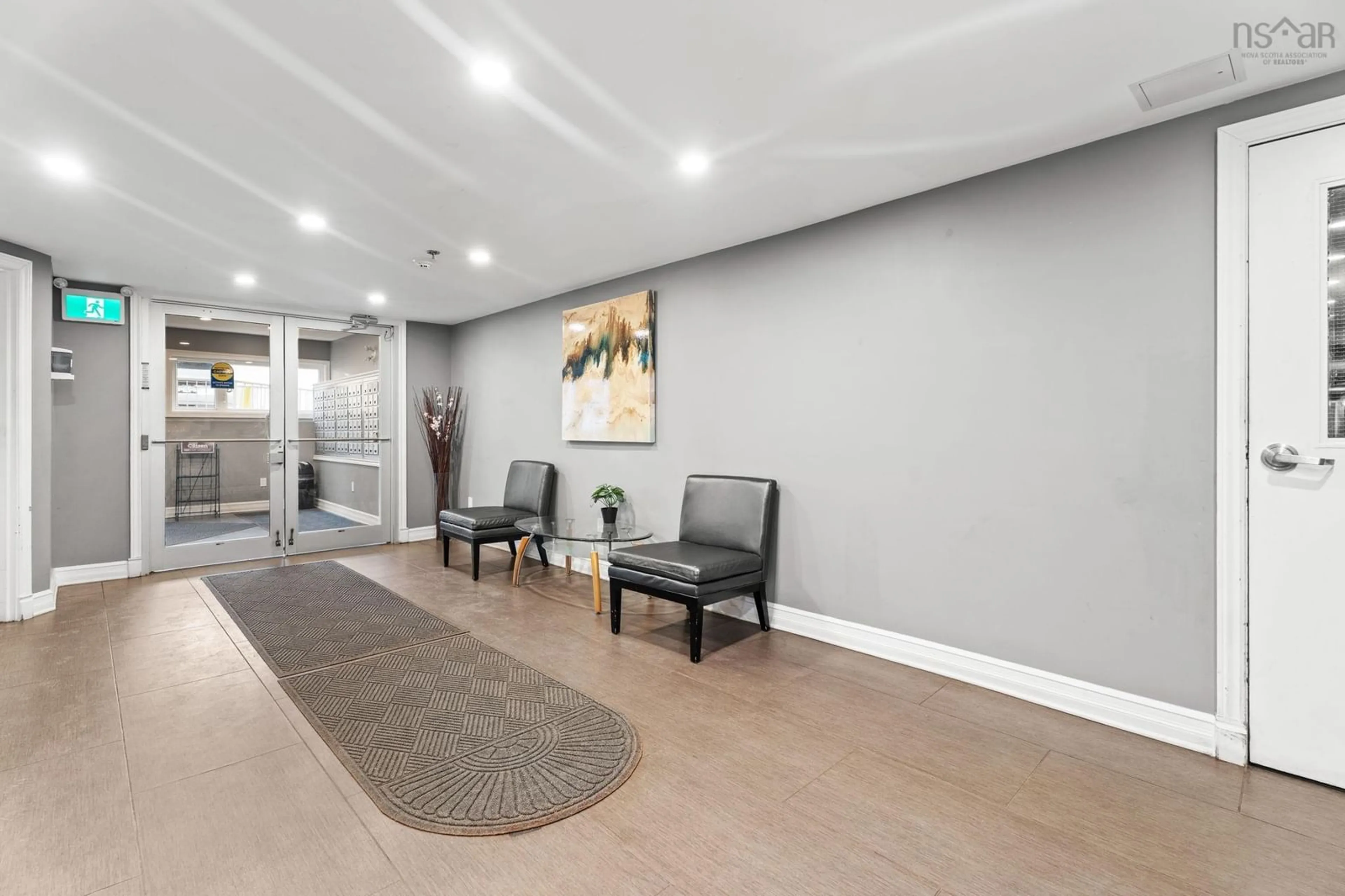 Indoor foyer for 3600 John Parr Drive #302, Halifax Nova Scotia B3K 5V3