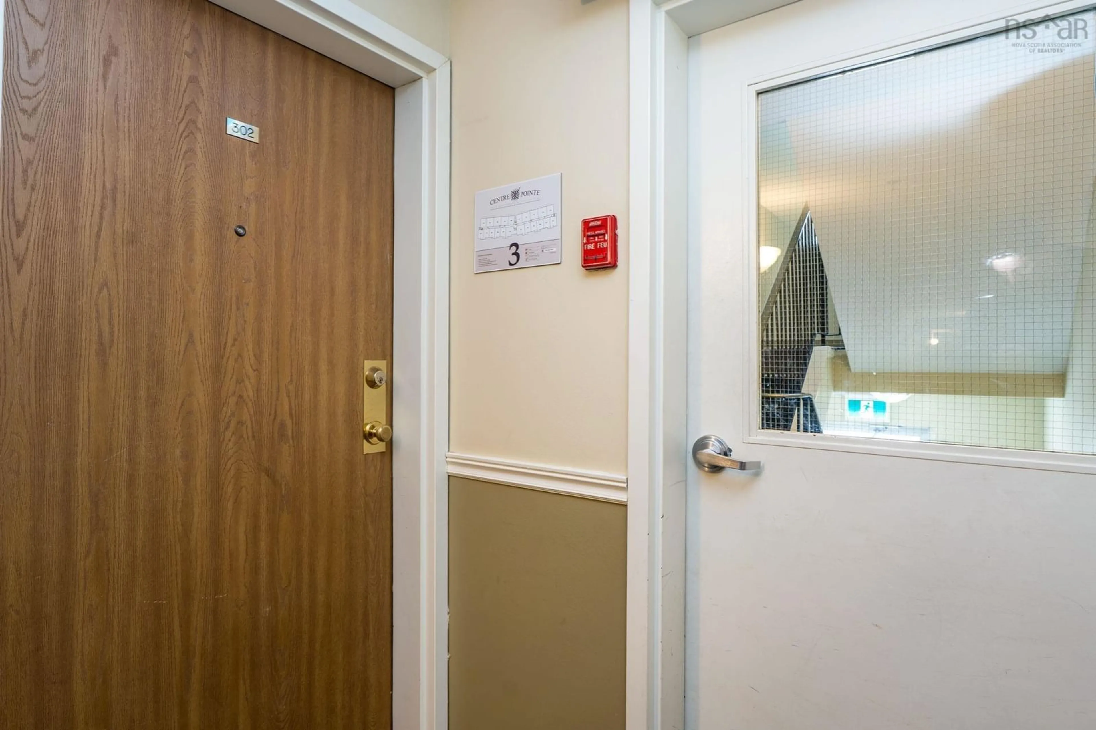 Indoor foyer for 3600 John Parr Drive #302, Halifax Nova Scotia B3K 5V3